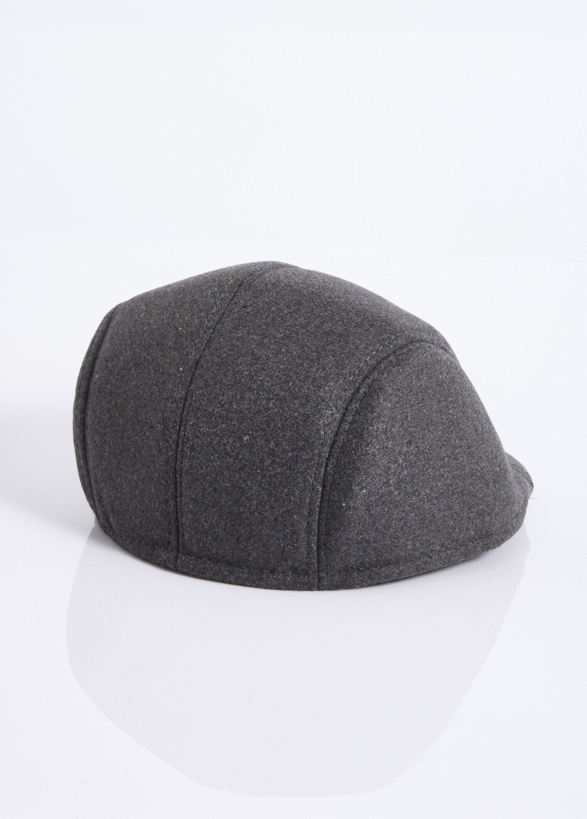 Flat_cap_in_wool_style_Gray_DO1_slim