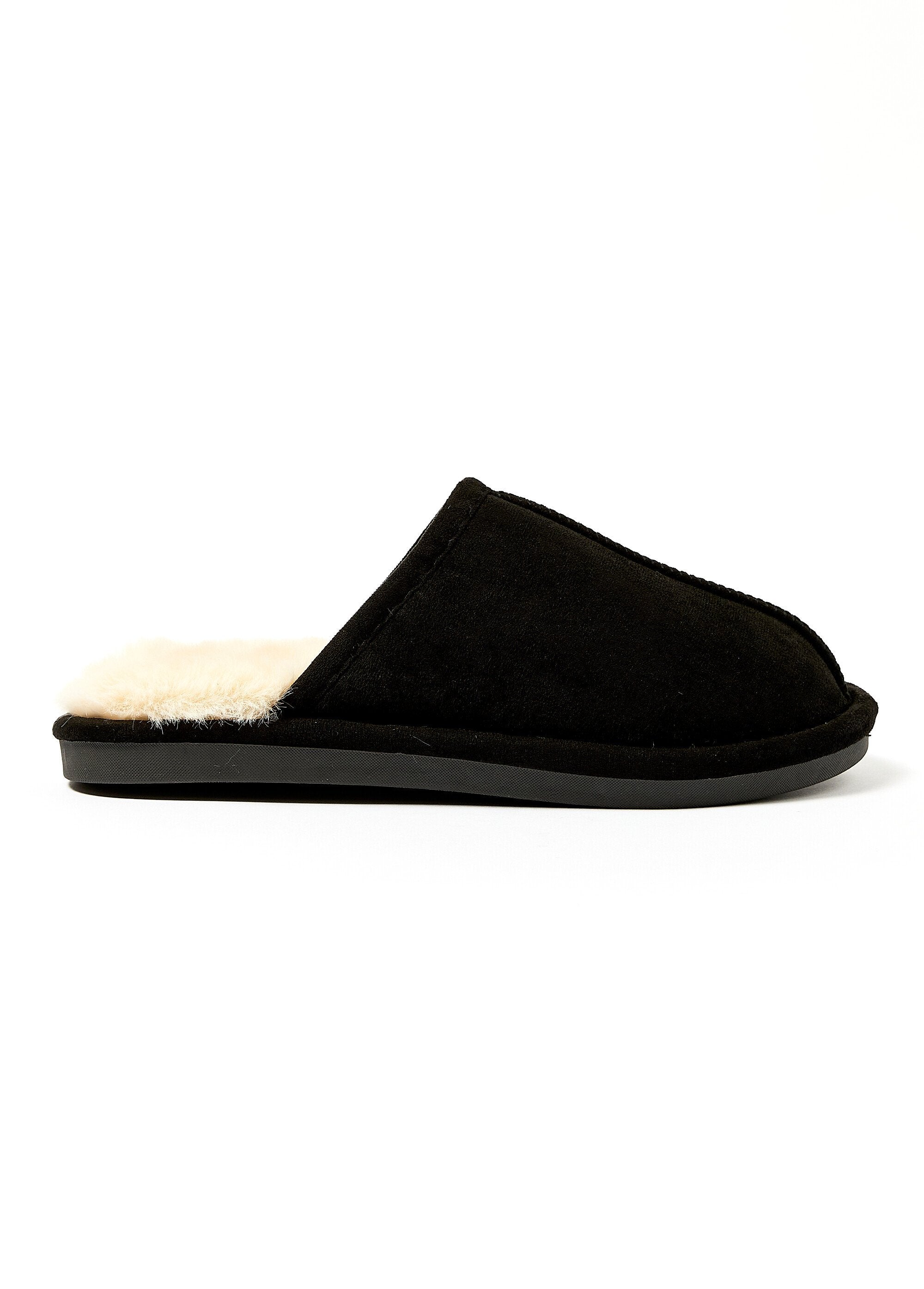 Warm_fur-lined_slippers_with_a_leather_look_Black_DR1_slim