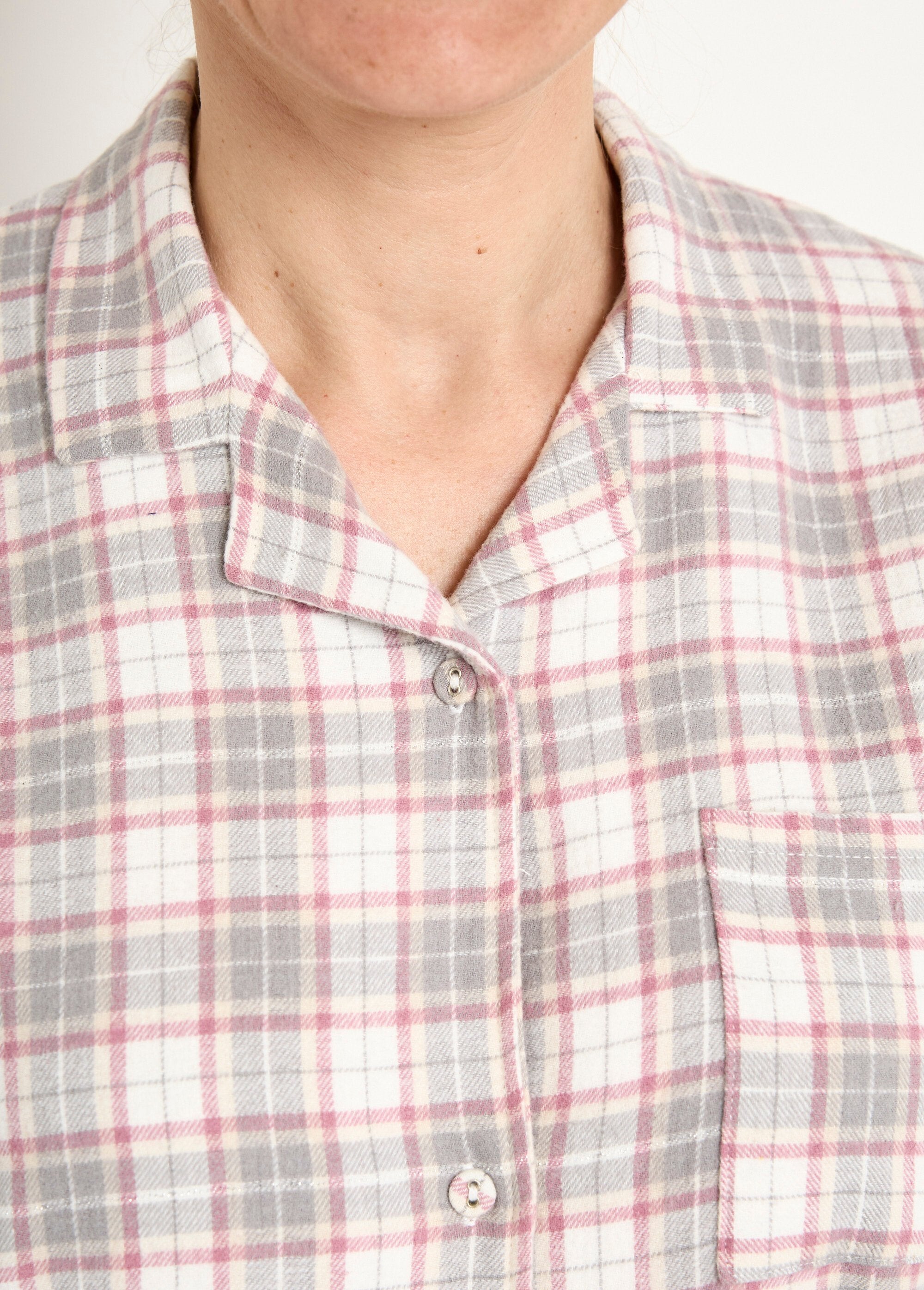 Nightdress_in_flannel_flannel_check_brushed_cotton_Scottish_Grey_DE1_slim