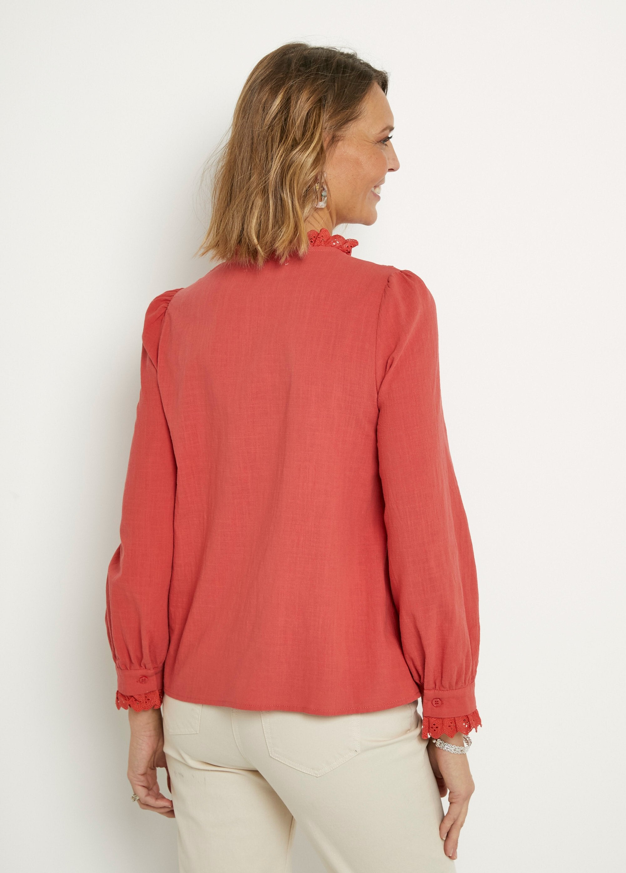 Buttoned_blouse_with_English_embroidery_details_Paprika_DO1_slim
