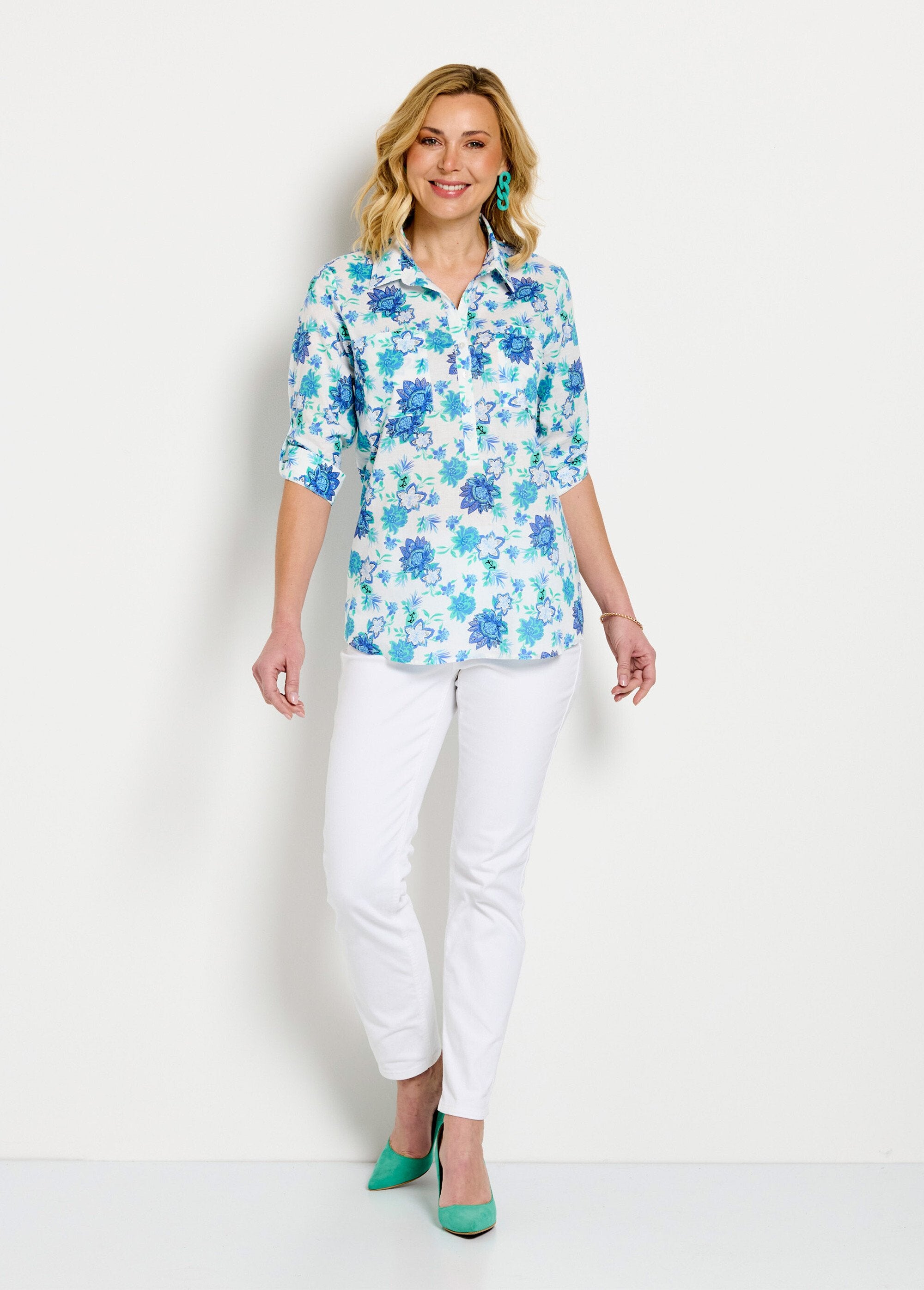 Long_button-down_cotton_blouse_with_floral_print_Blue_print_SF1_slim