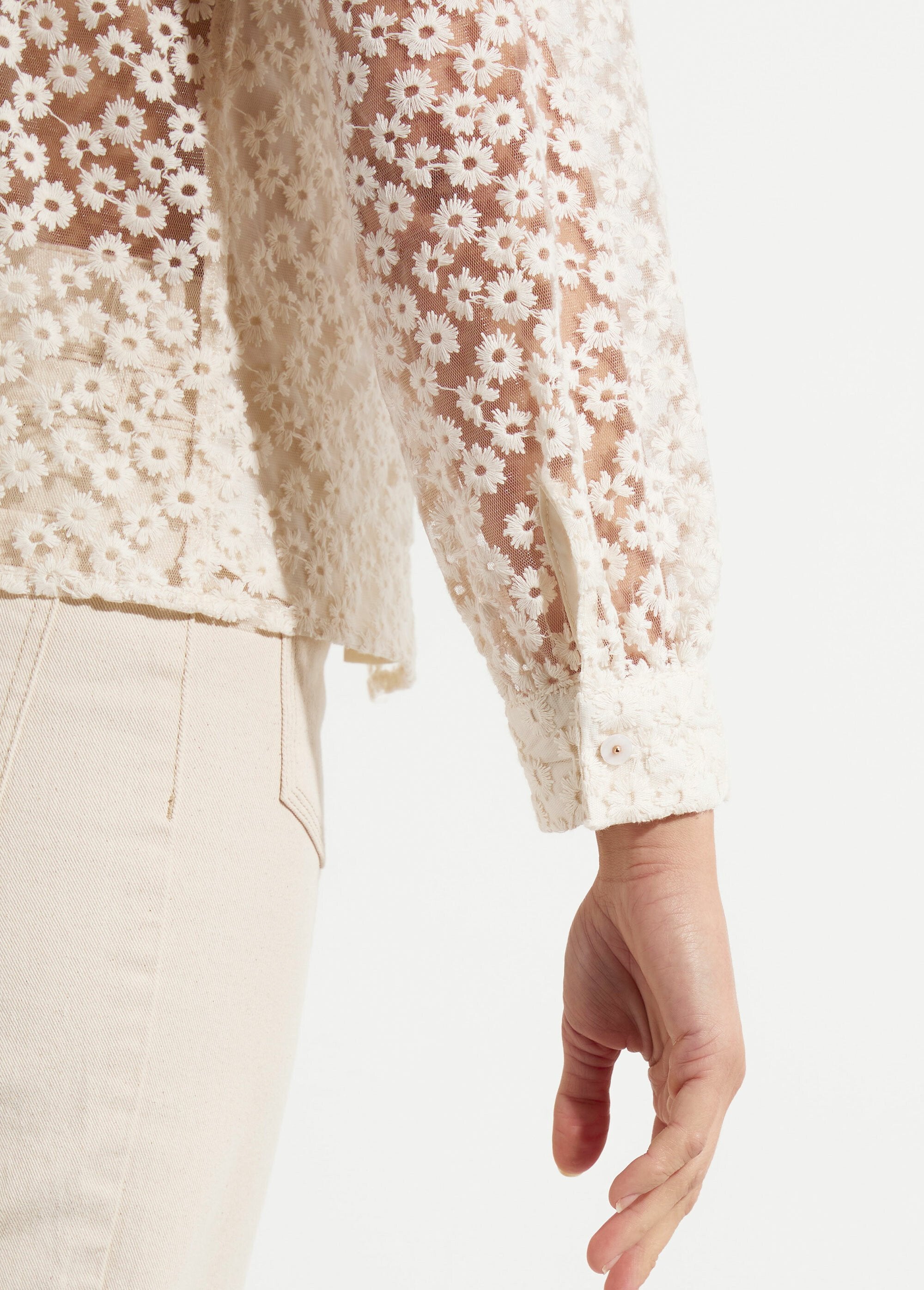 Tulle_blouse_embroidered_with_flowers_Ecru_DE1_slim