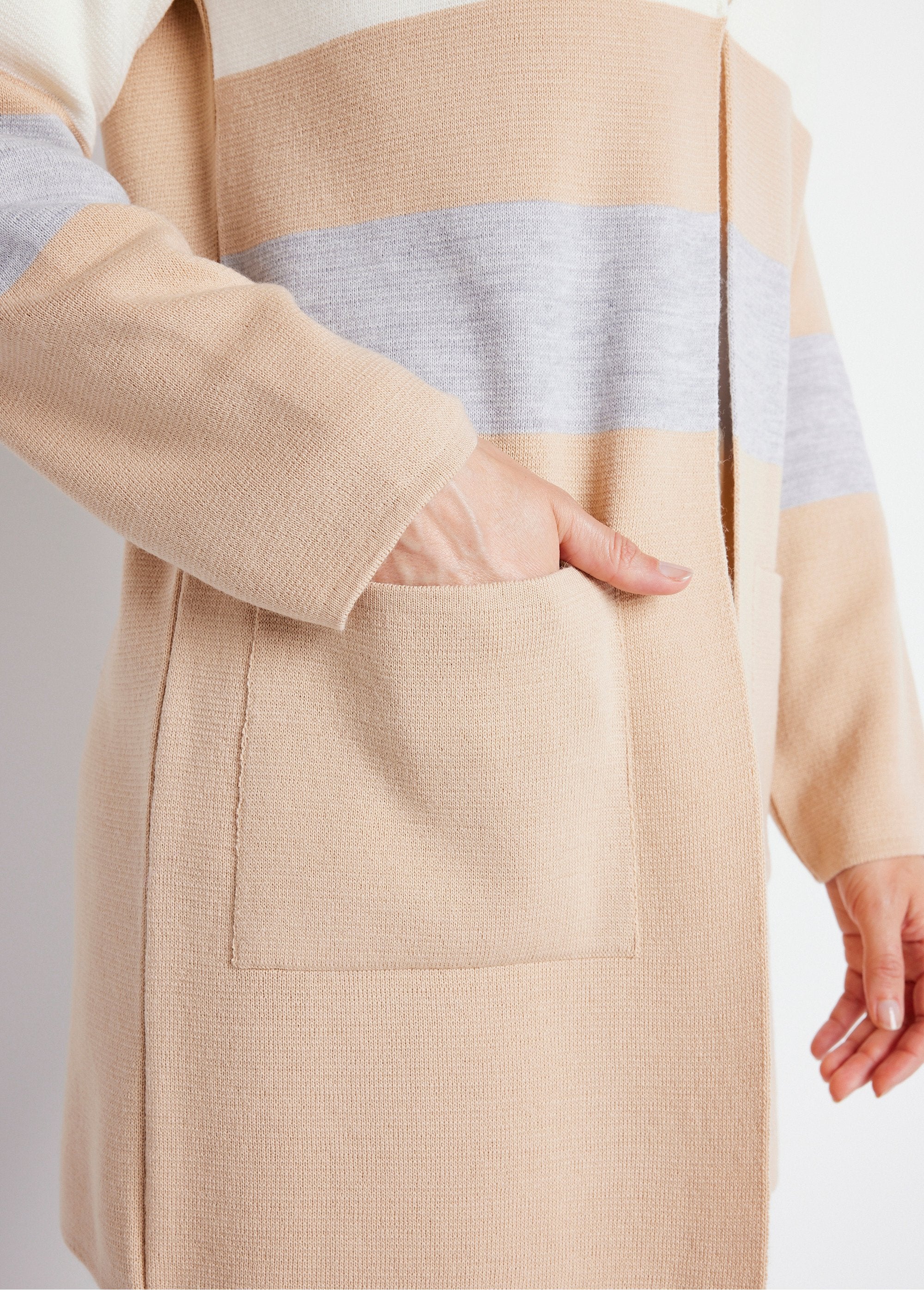 Gilet_long_col_V_jacquard_rayé_Beige_et_ecru_DE3_slim