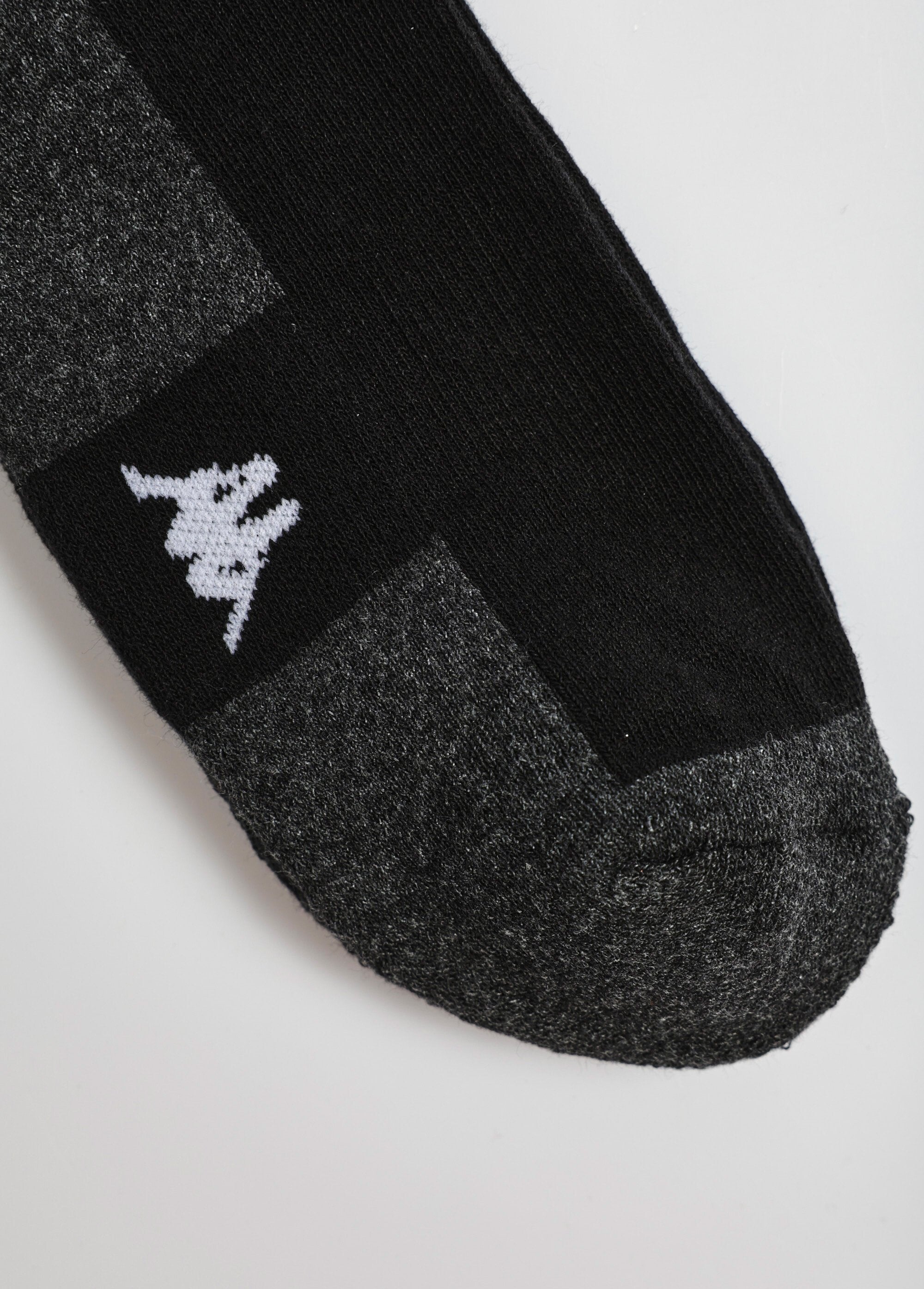 Pack_of_3_small_logo_socks_Black_DE2_slim