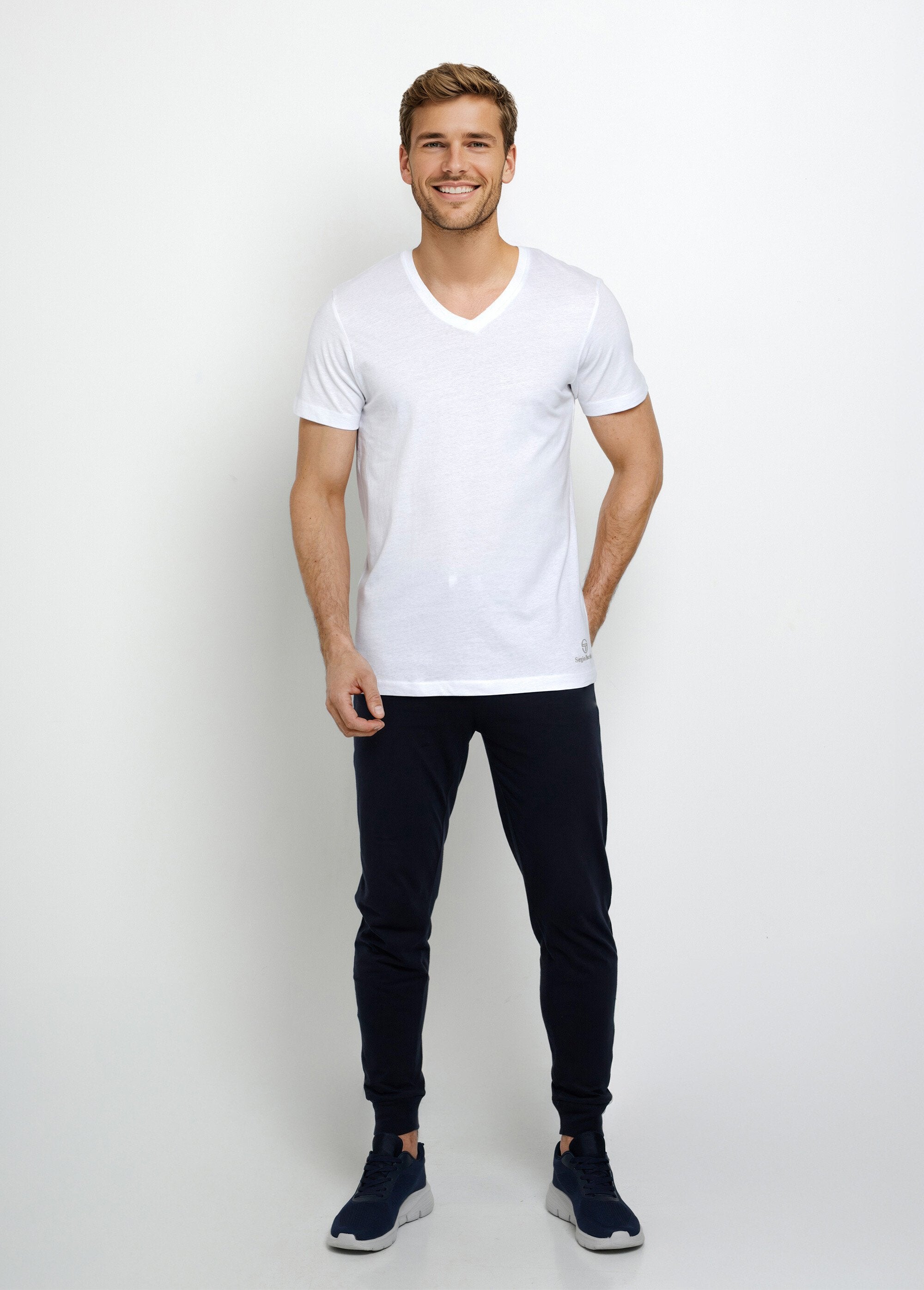 Essential_short-sleeved_V-neck_T-shirts_White_SF1_slim