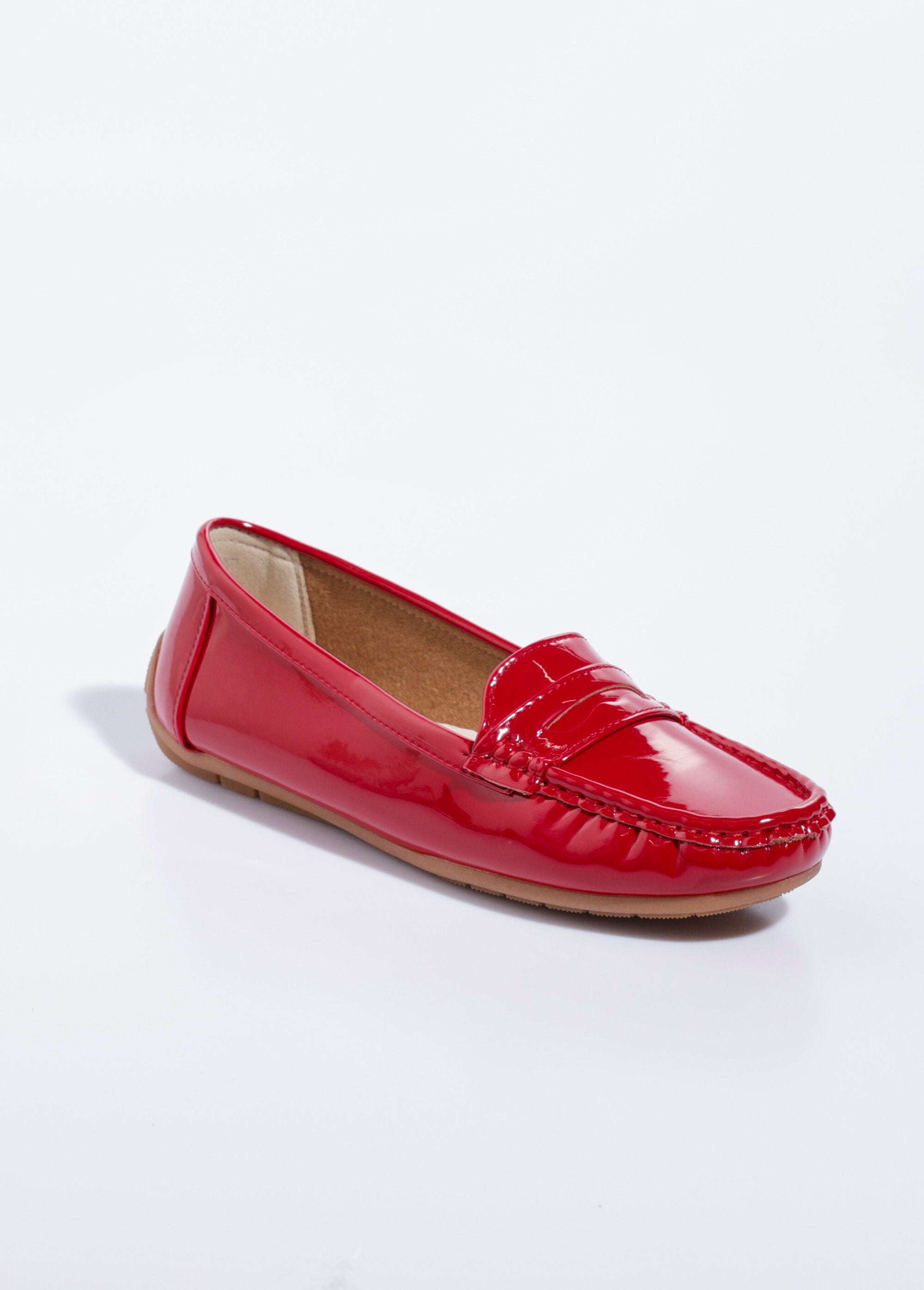 Patent_leather_loafers_with_non-slip_soles_Red_varnish_FA1_slim