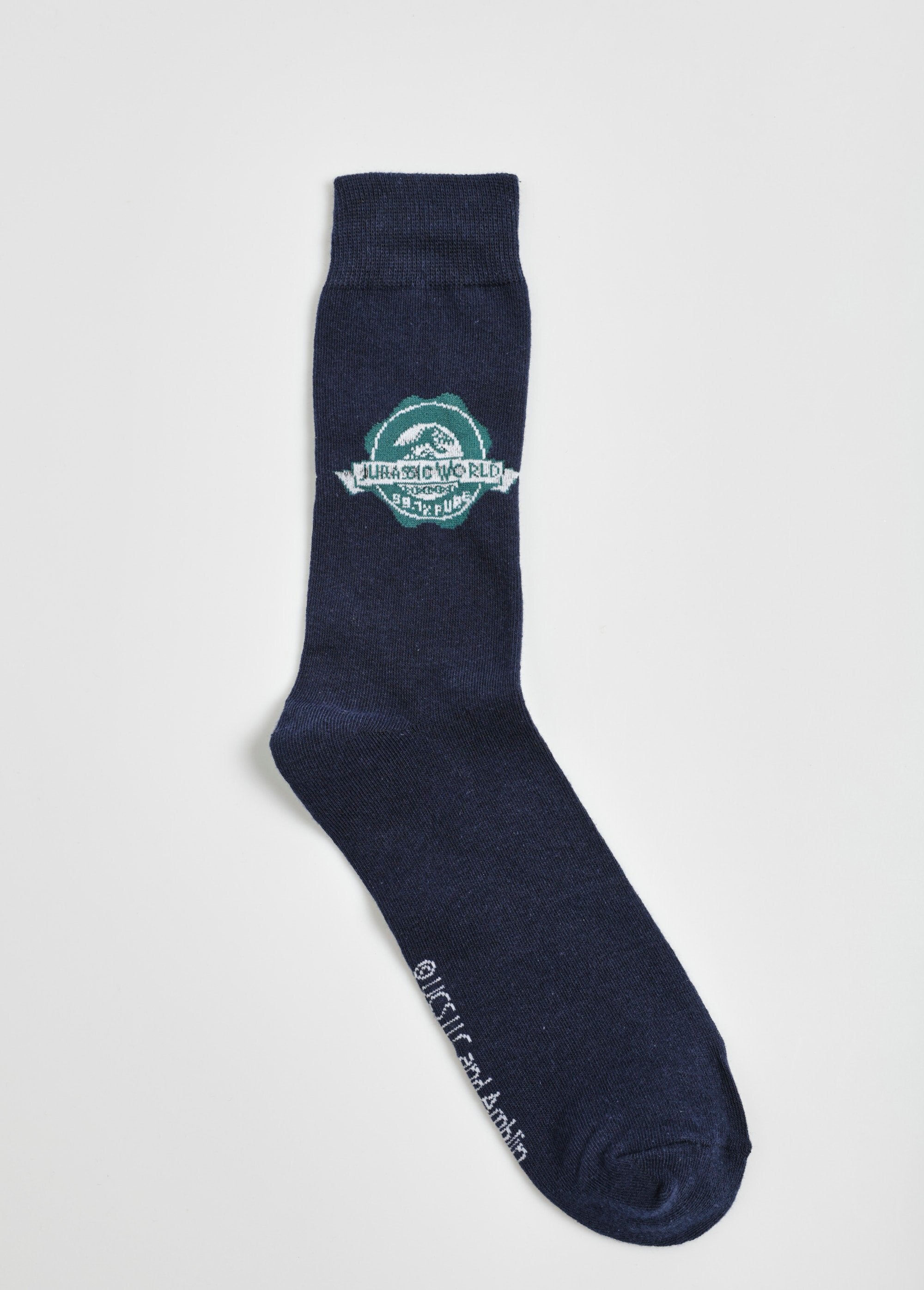 Pair_of_socks,_Jurassic_World_Marine_DE1_slim