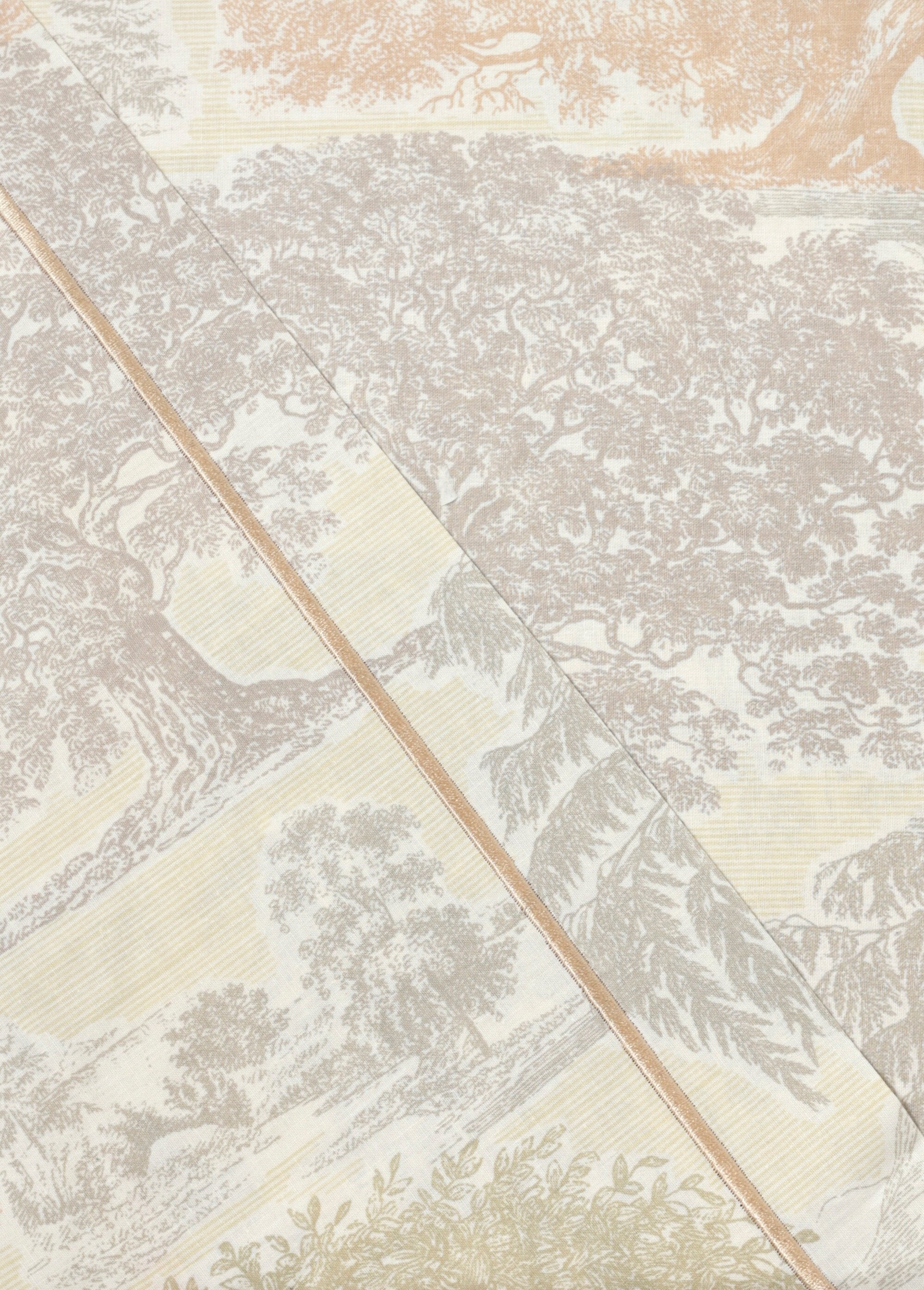 4-piece_bed_set_with_flat_sheet,_trees_Beige_DO1_slim