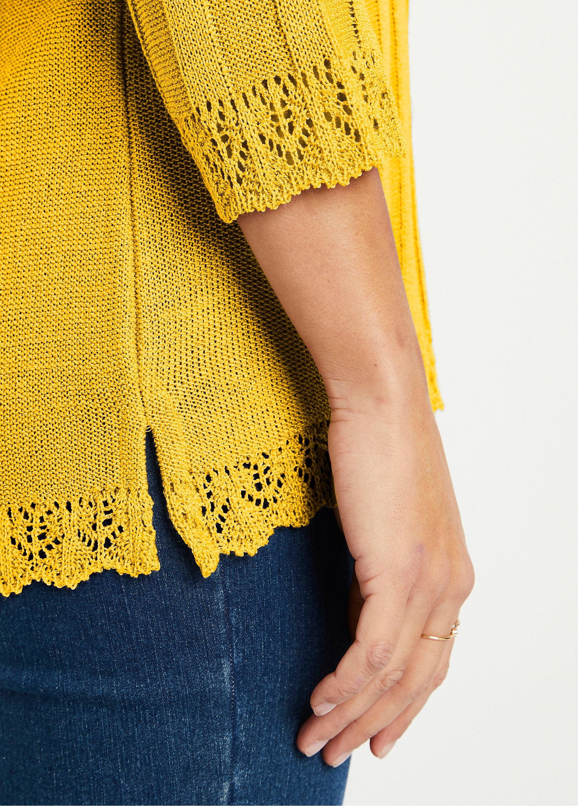 Short_openwork_round_neck_sweater_YELLOW_DE1_slim