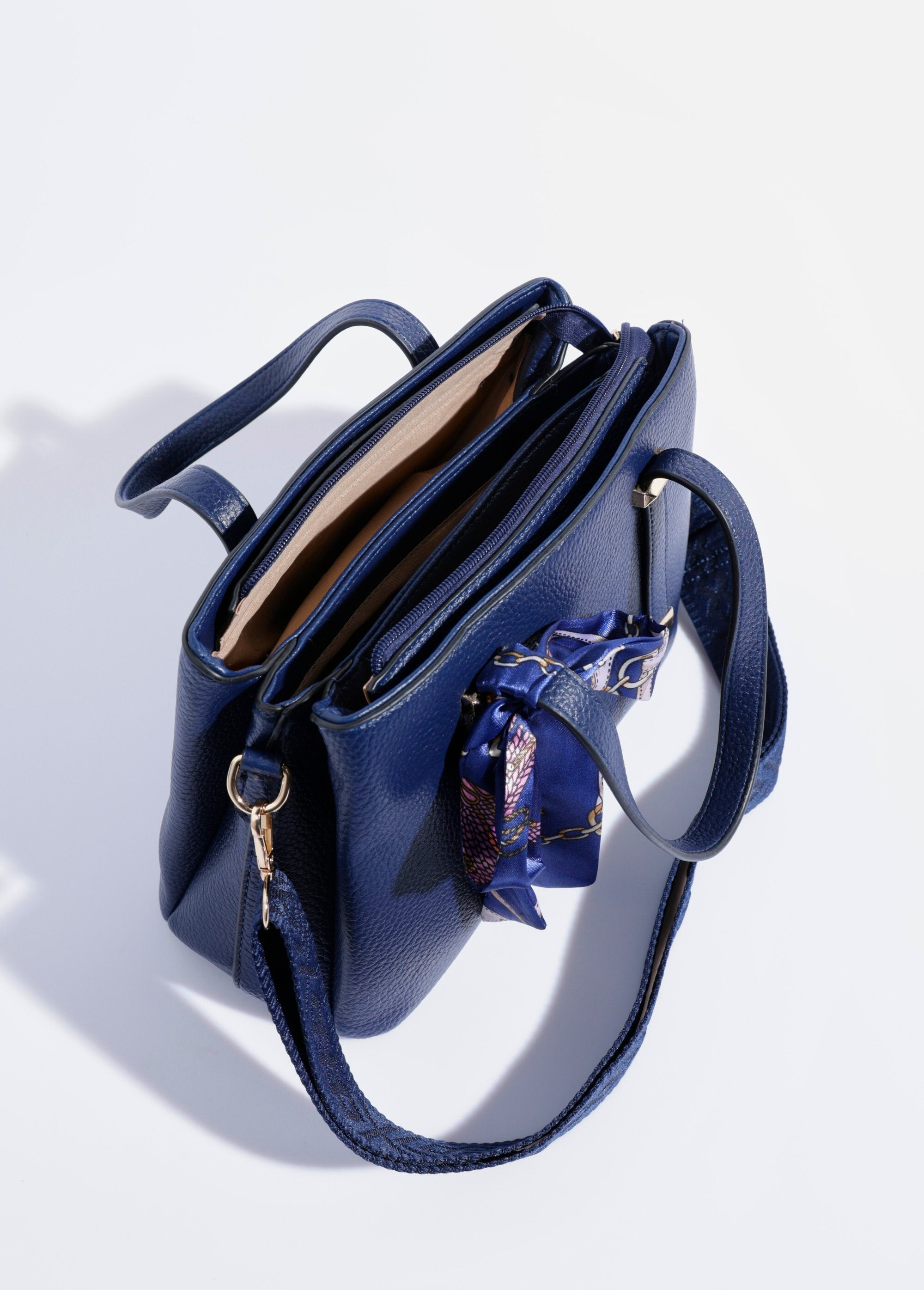 Handbag_carried_on_the_shoulder_or_by_hand_Beige_DE1_slim