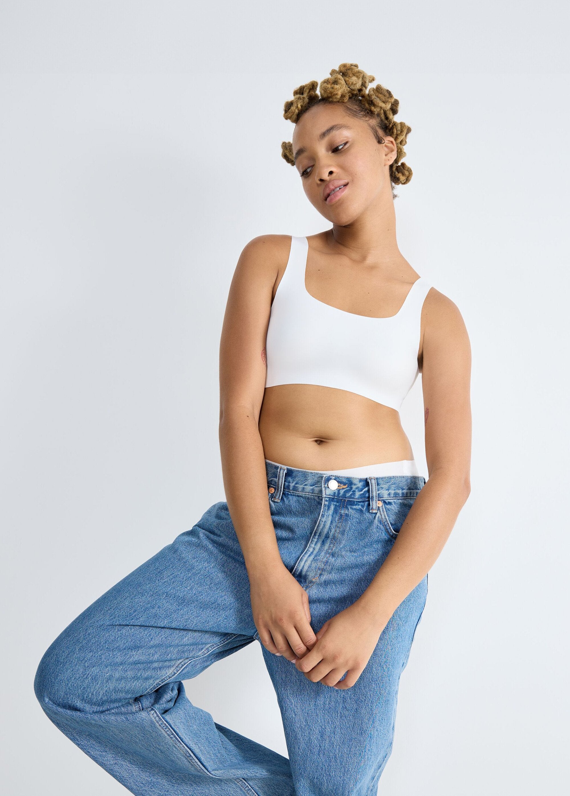 Invisible_microfiber_bra_White_SF1_slim