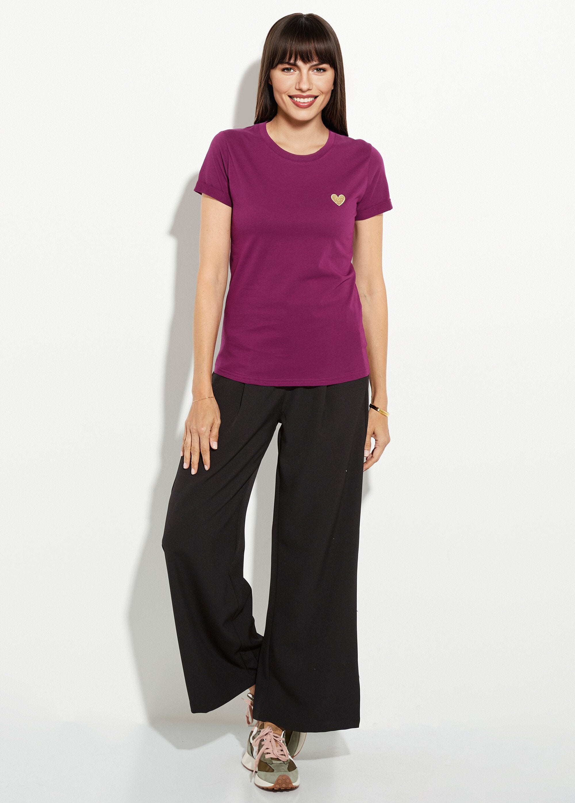 Round_neck_T-shirt_with_heart_embroidery_on_the_chest_Purple_SF1_slim