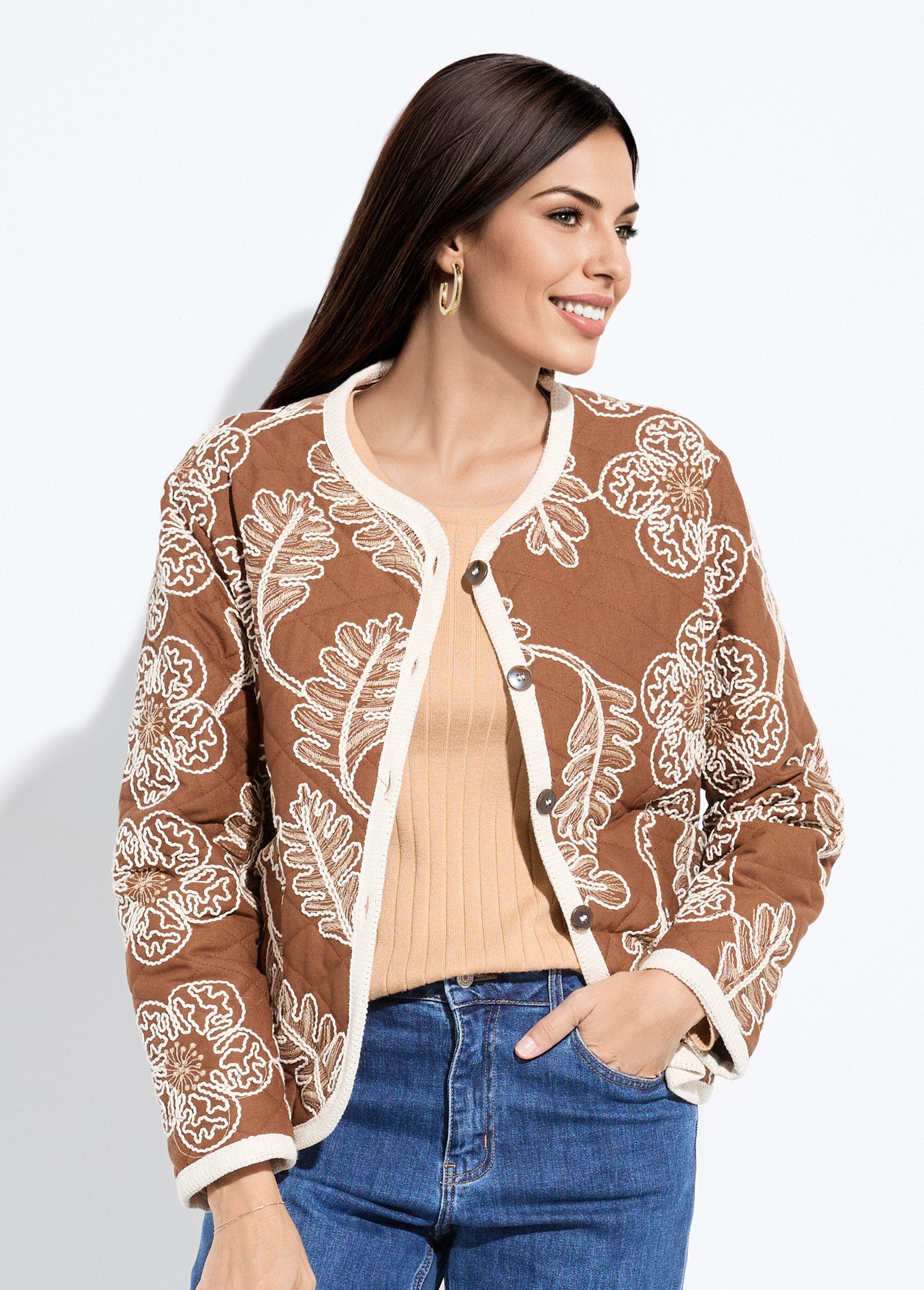 Embroidered_quilted_twill_jacket_camel_FA1_slim