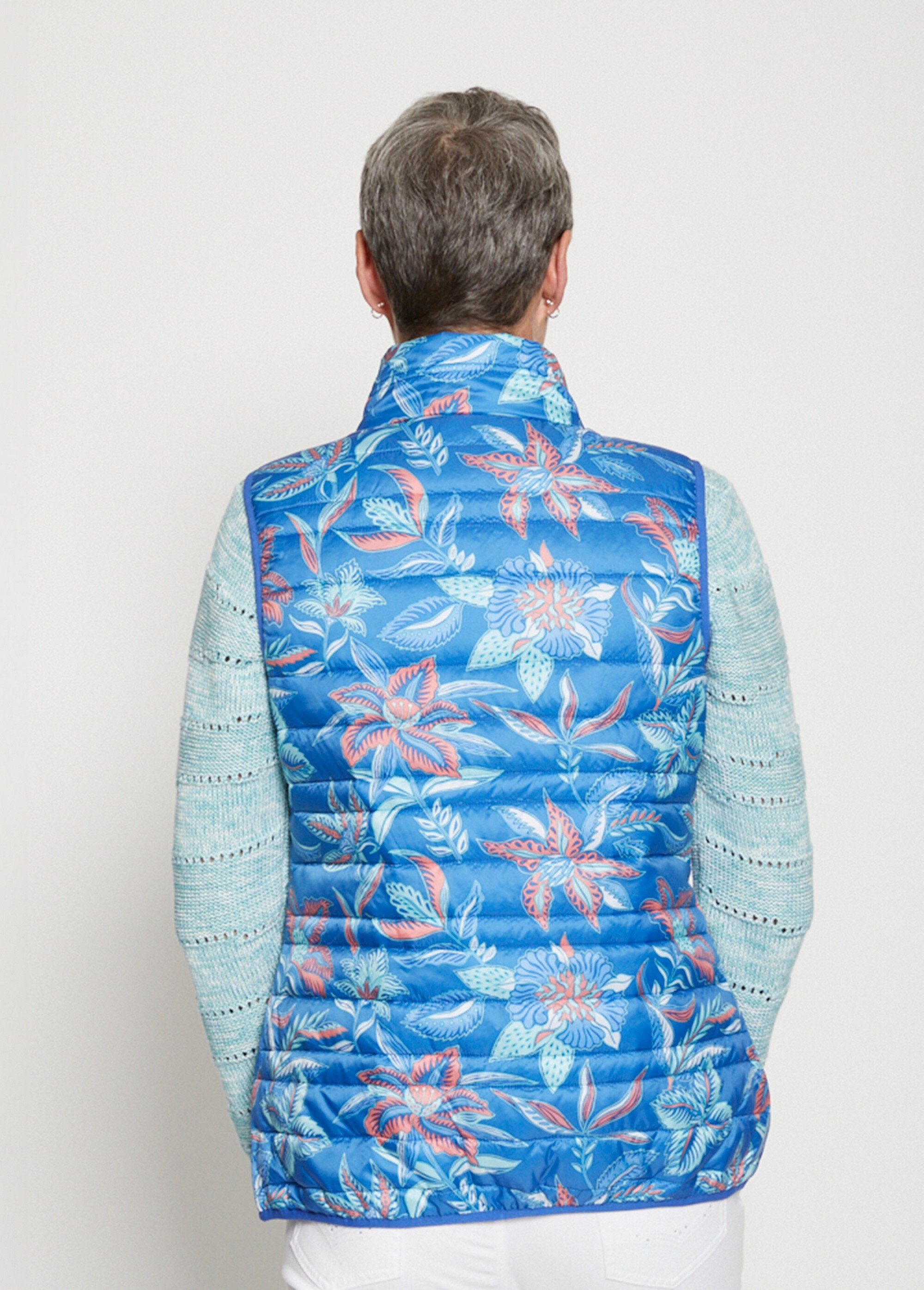 Veste_matelassée_sans_manches_Imprime_bleu_et_corail_DO1_slim