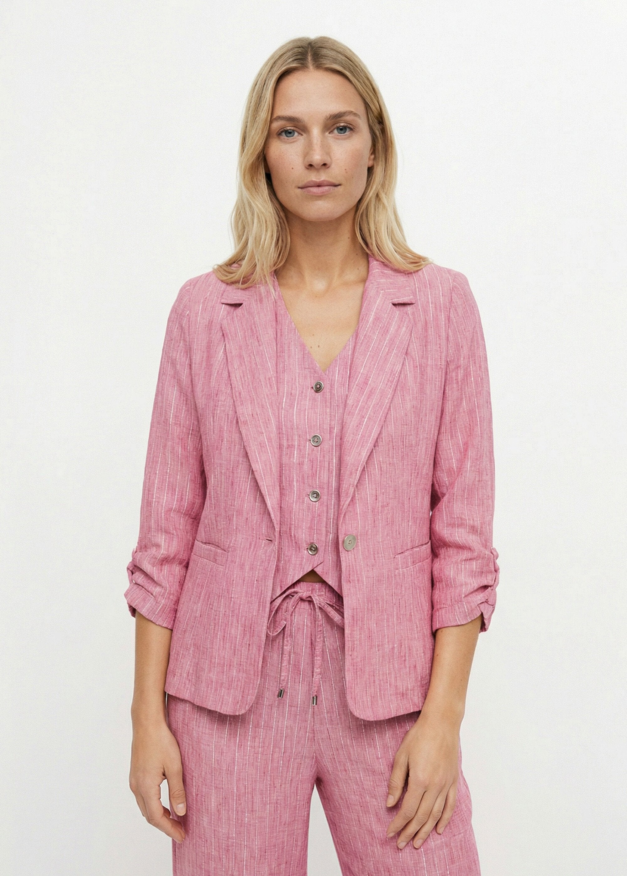 Veste_tailleur_rayée,_aspect_irrégulier_Framboise_FA1_slim