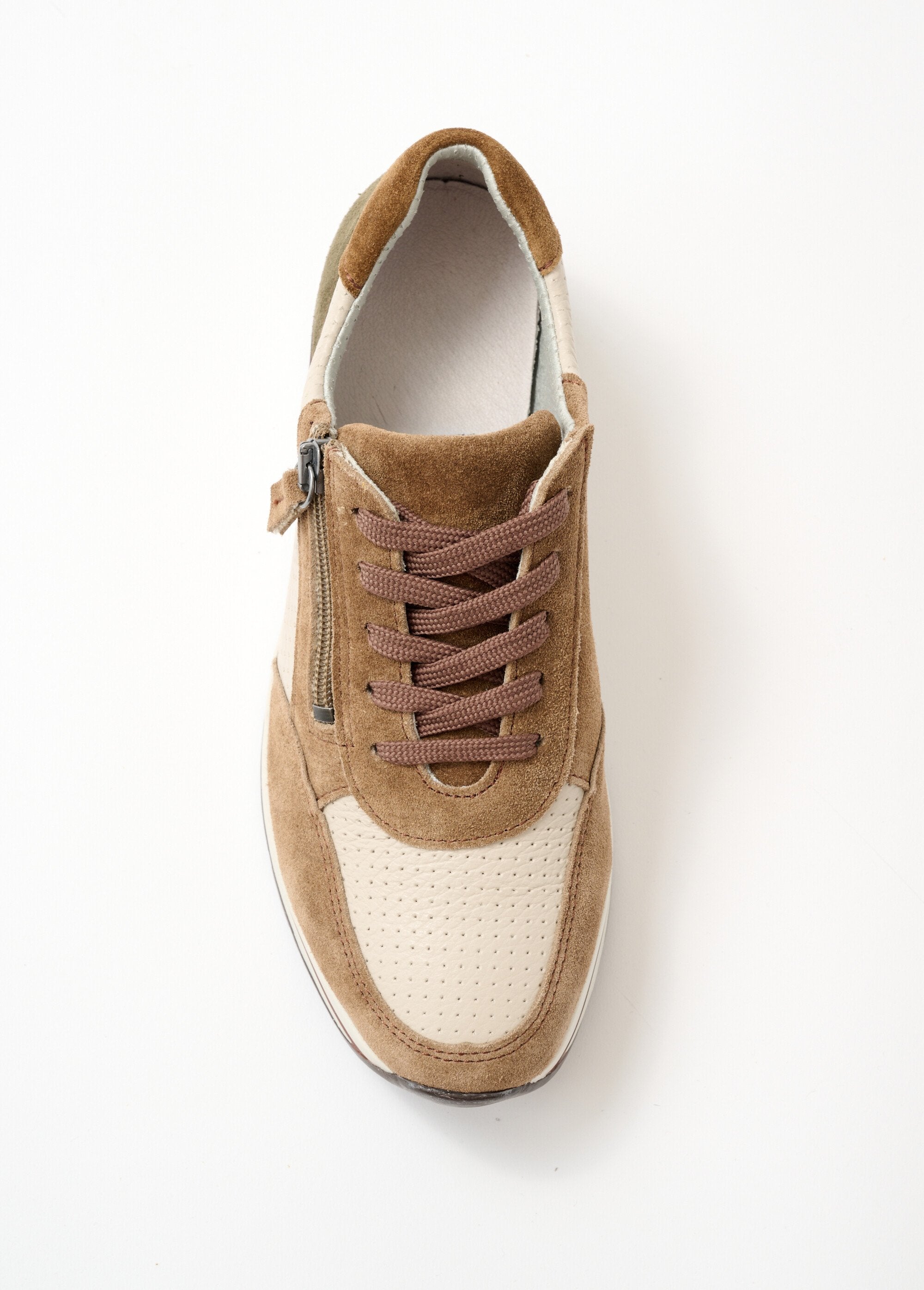 Comfortable_width_bi-material_leather_sneakers_Beige_OV1_slim