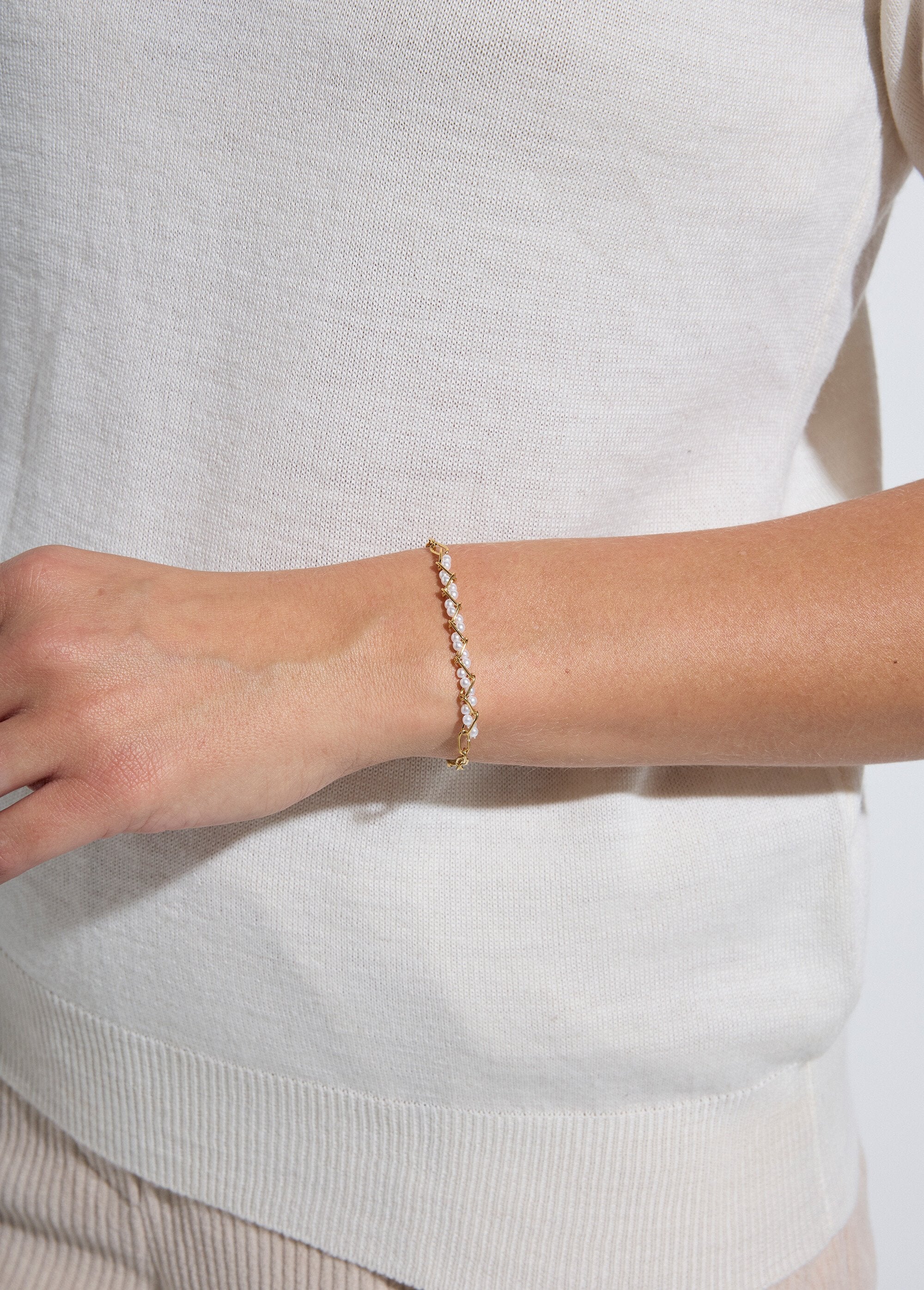 Bracelet_chaîne_acier_inoxydable_doré_perlé_Dore_et_blanc_FA1_slim