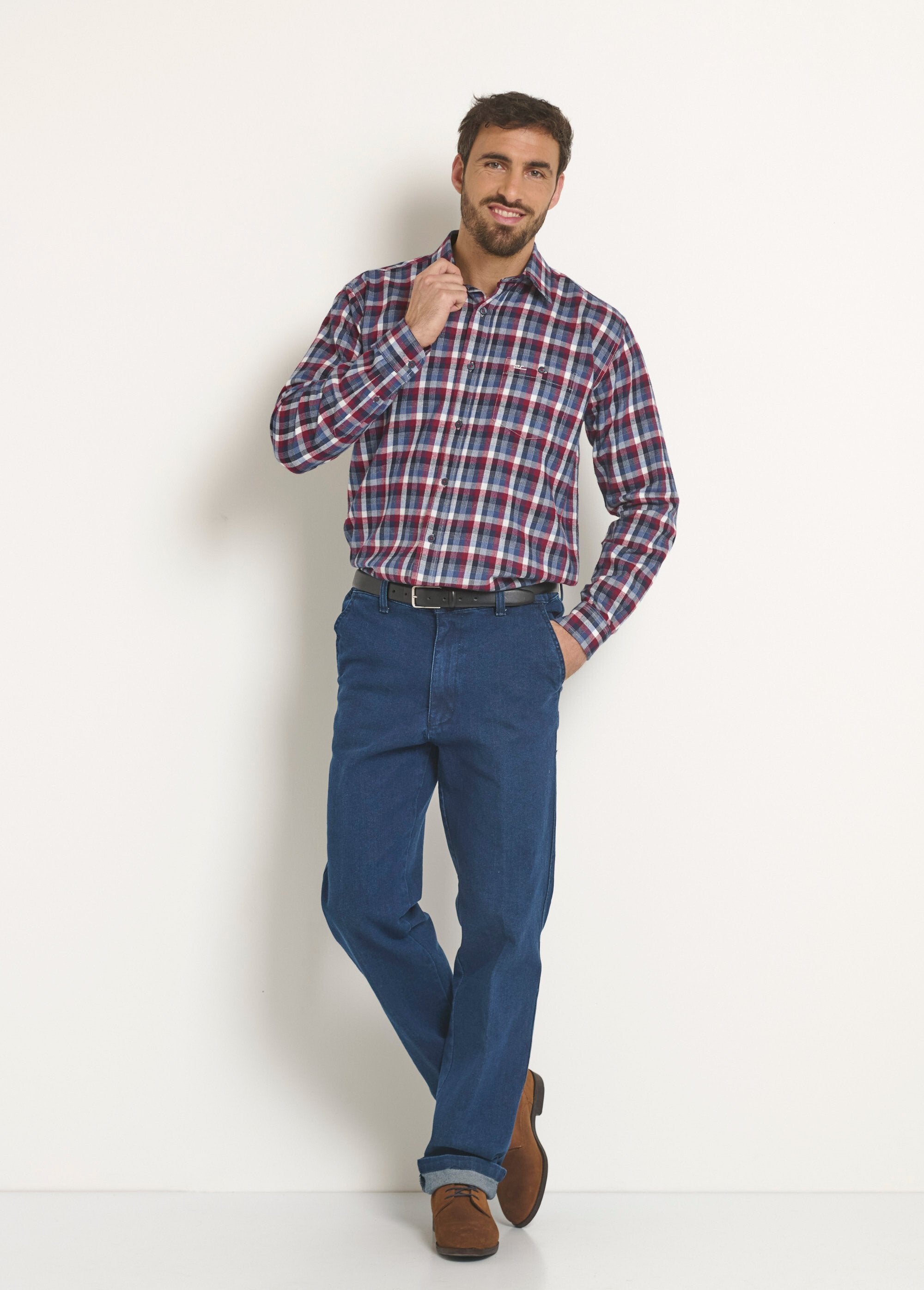 Warm_flannel_shirt_with_checks_Blue_and_red_tiles_SF1_slim