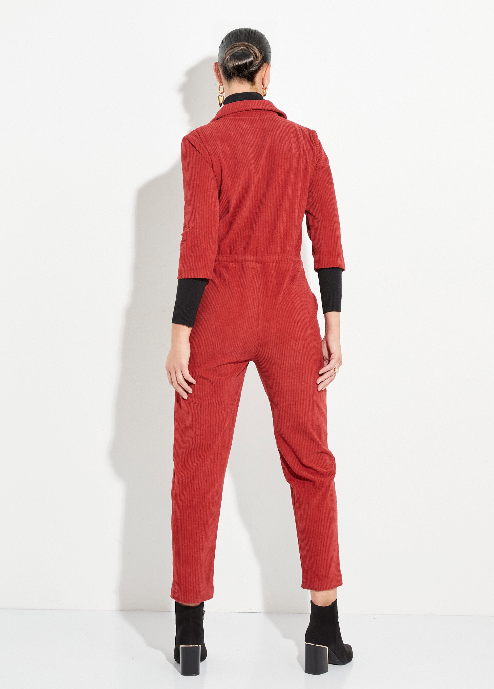 Wide-wale_corduroy_jumpsuit_Brick_DO1_slim