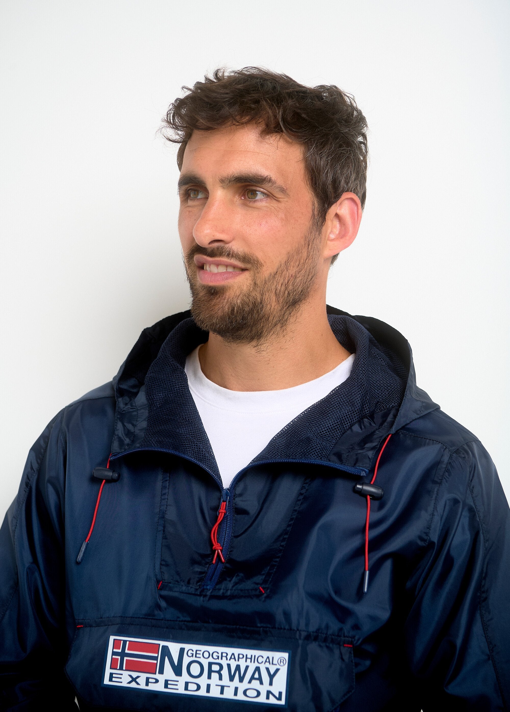 Men's_half-zip_hooded_windbreaker_Marine_DE2_slim