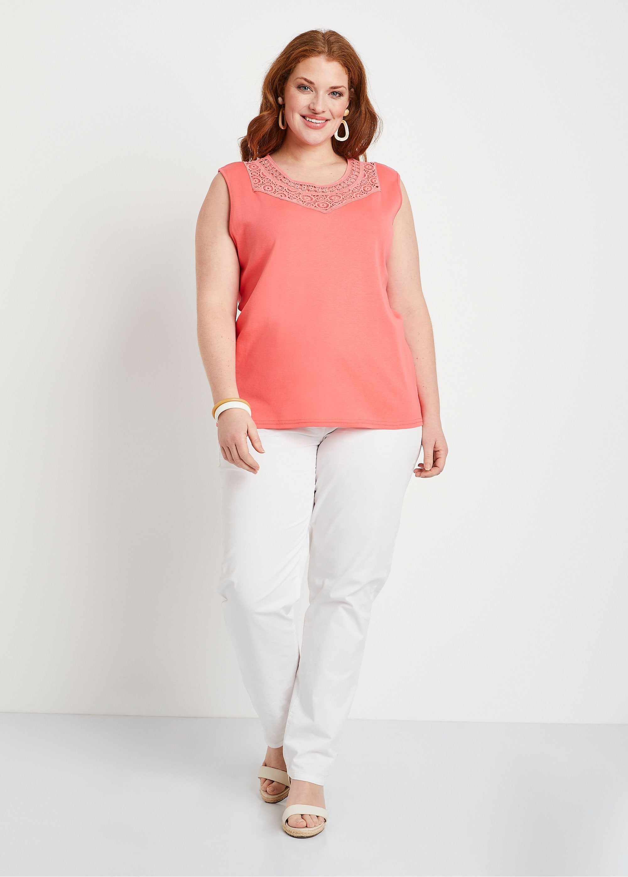 Plain_cotton_macramé_tank_top_Coral_SF1_curvy