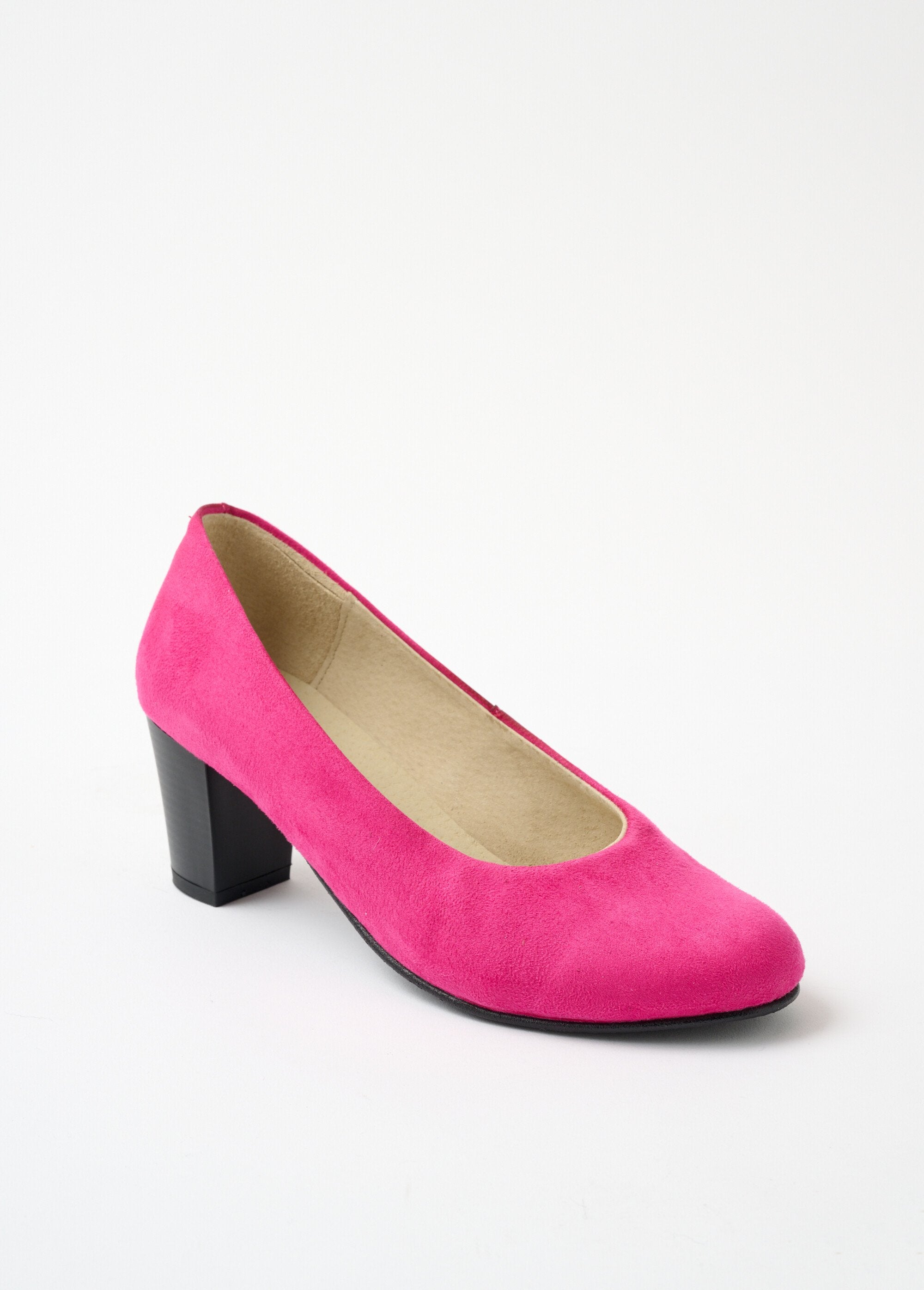 Comfortable_wide_leather_pump_with_round_toe_Fuchsia_FA1_slim