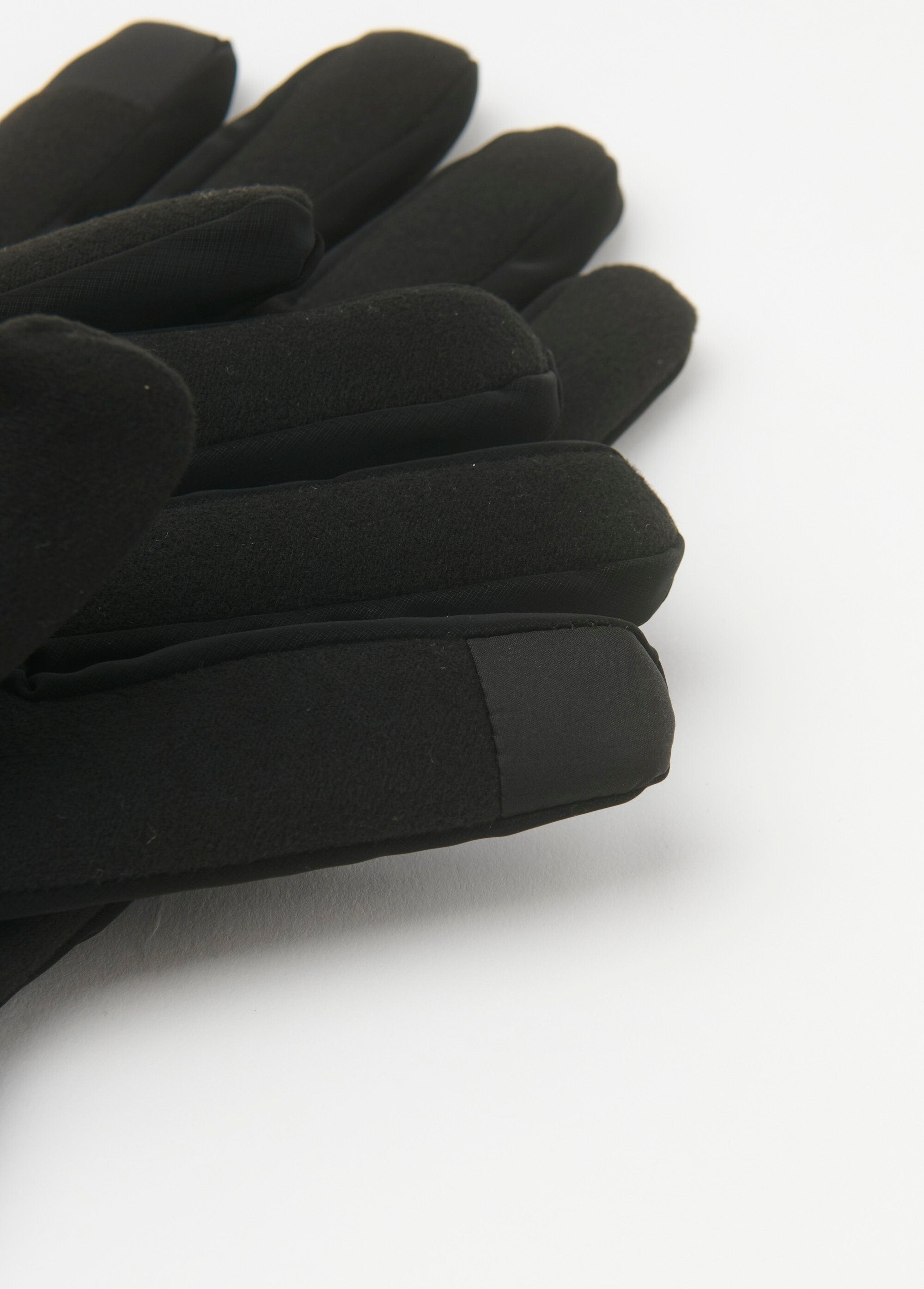 Warm_fleece-lined_touchscreen_gloves_Black_DE2_slim