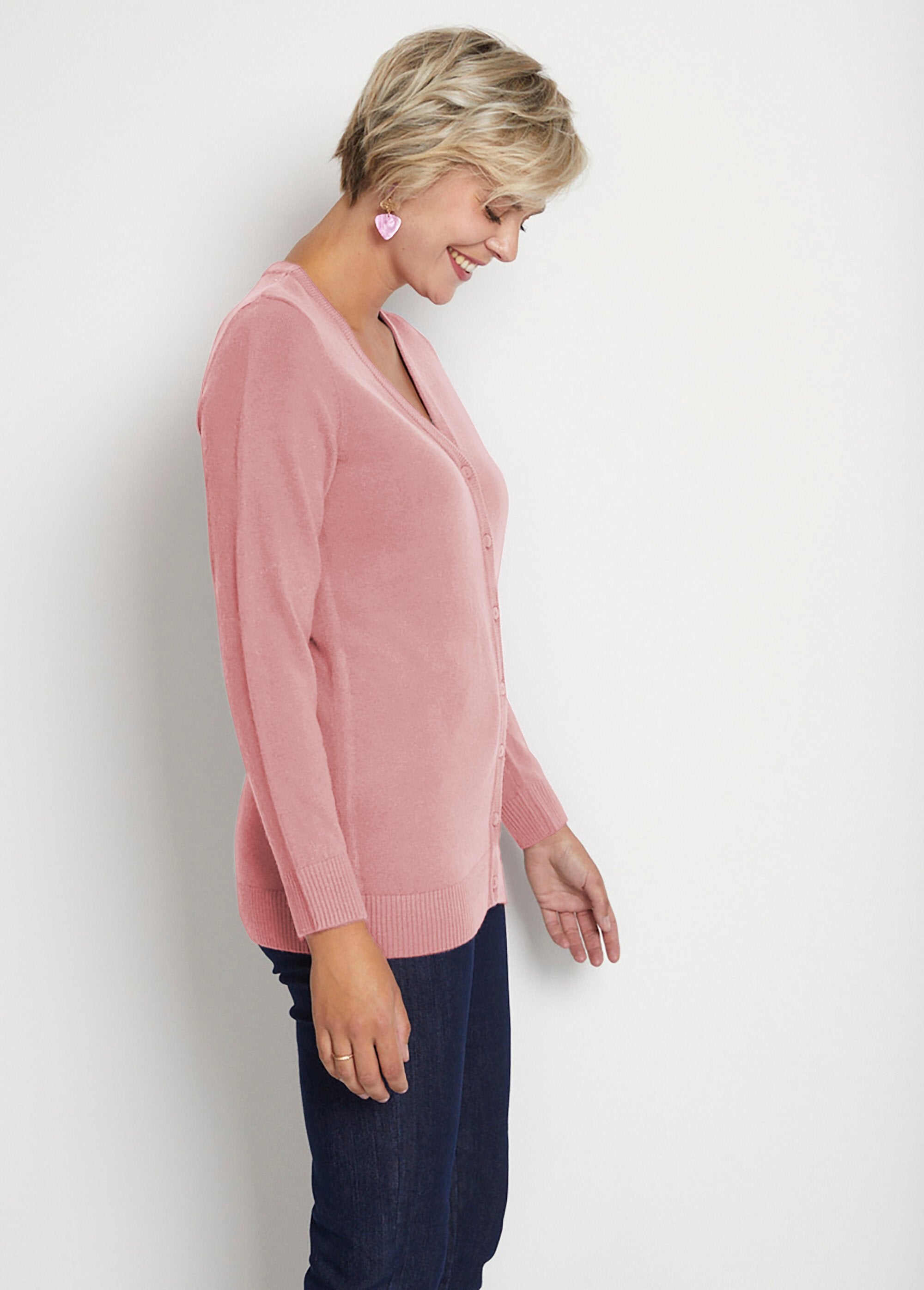 Mid-length_soft_knit_buttoned_cardigan_Pink_DR1_slim