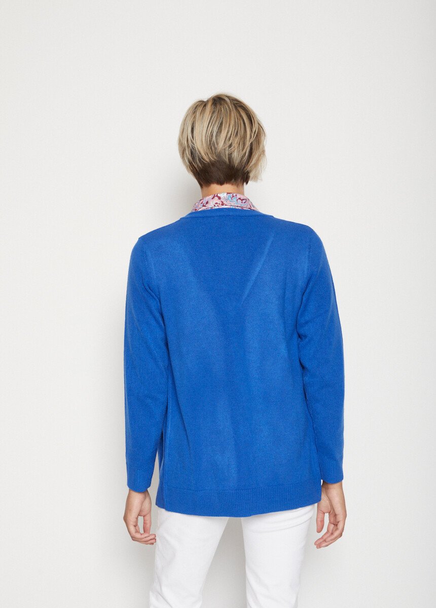 Mid-length_soft_knit_buttoned_cardigan_Blue_DO1_slim