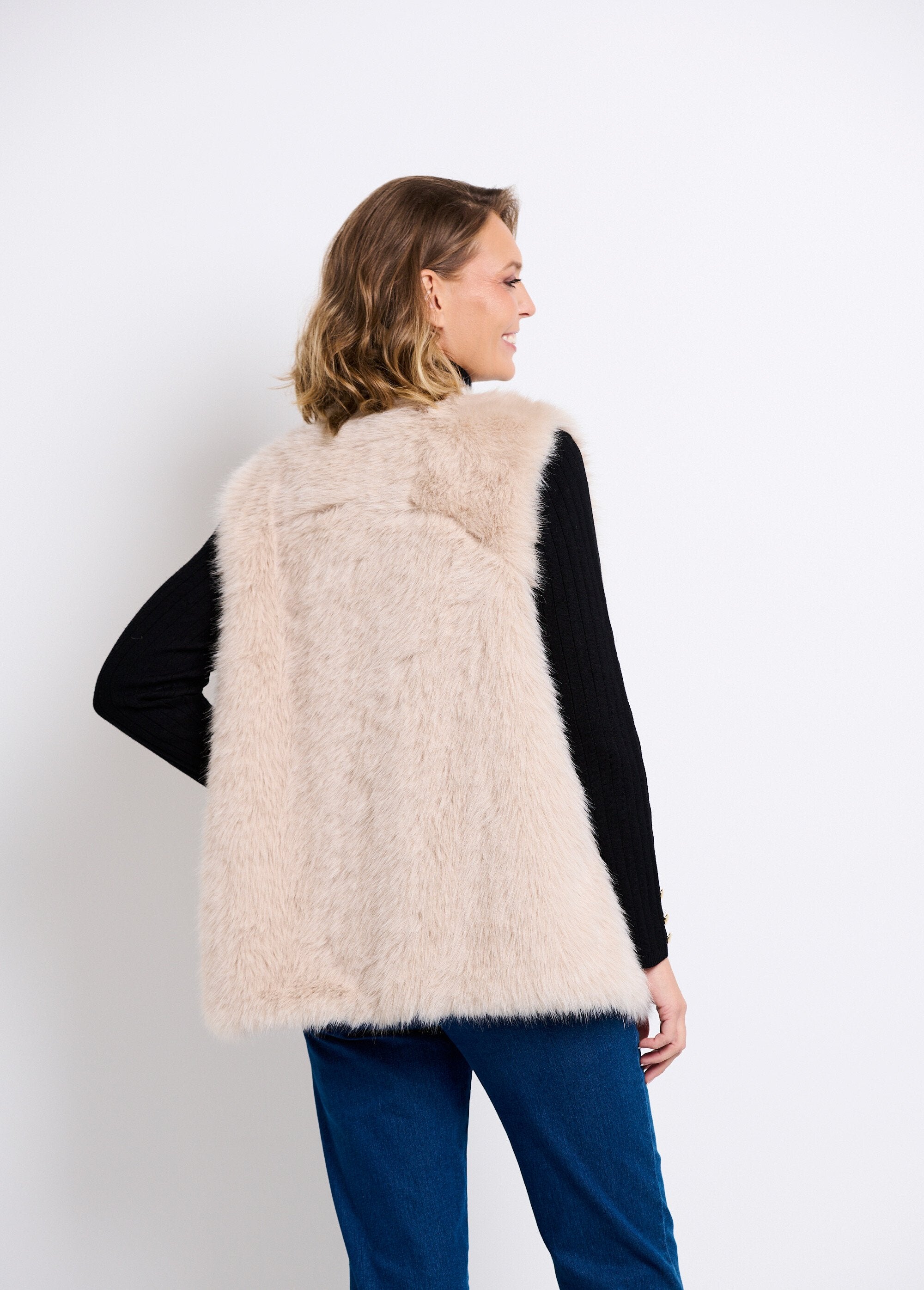 Gilet_sans_manches_fausse_fourrure_Beige_DO1_slim