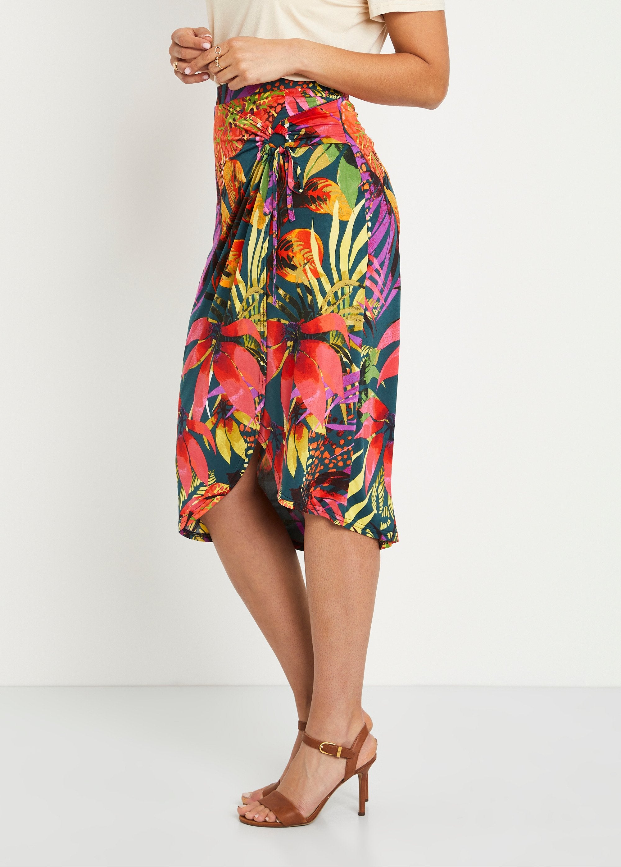 Long_straight_skirt_with_exotic_print_Multicolor_DR1_slim