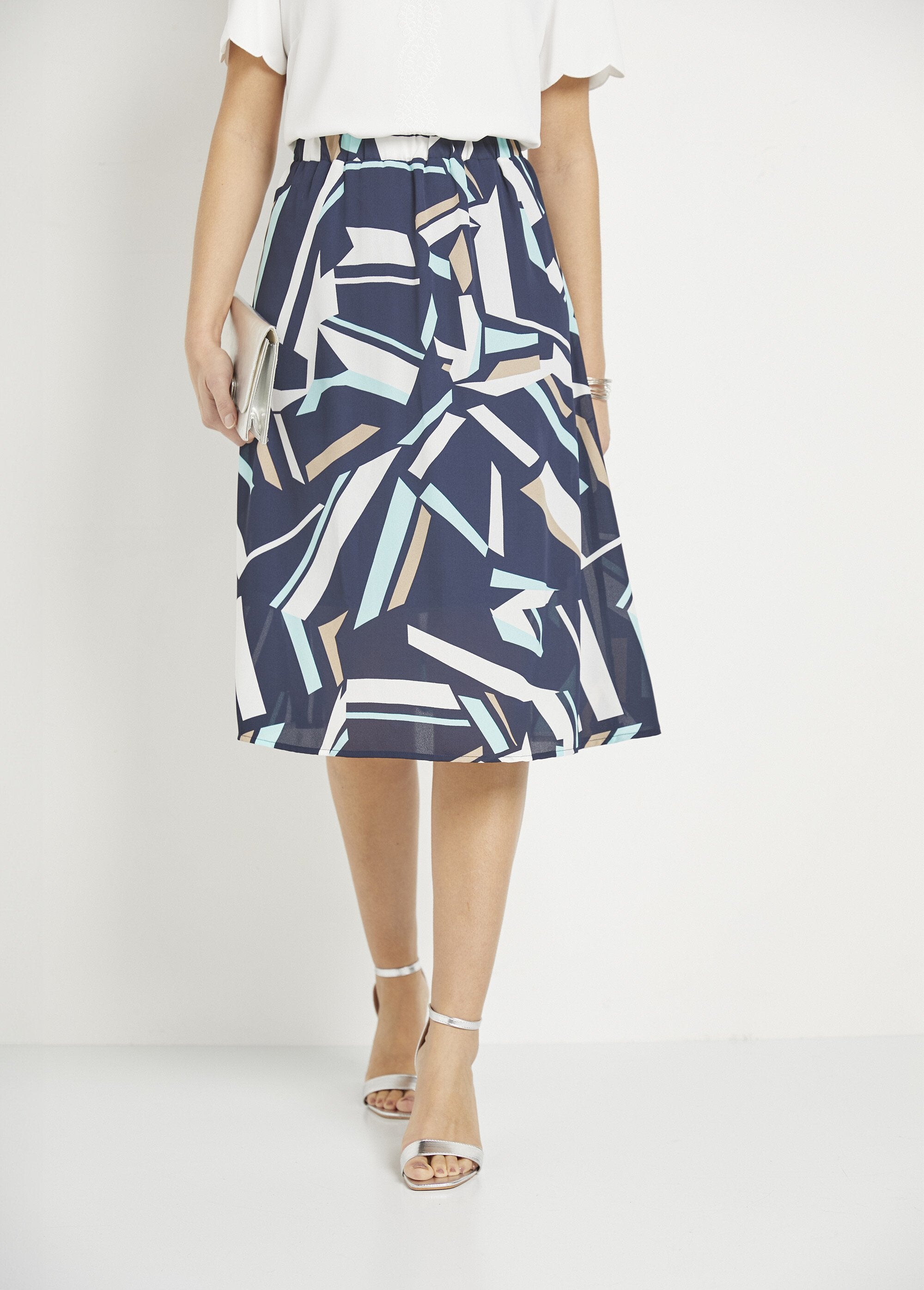 Long_flared_graphic_skirt_with_elasticated_waistband_Navy_and_beige_FA1_slim