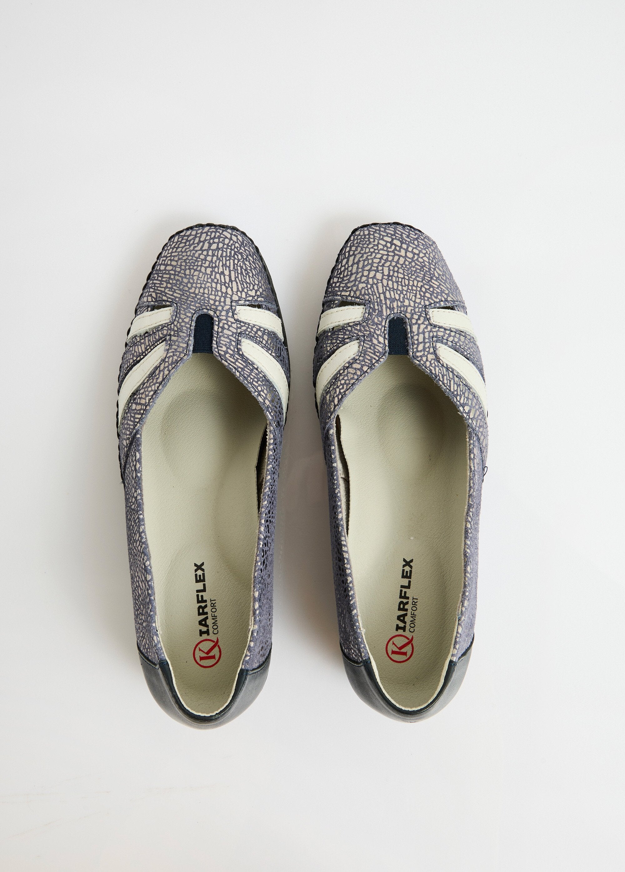 Soft,_comfortable_width_leather_wedge_loafers_Marine_OV1_slim