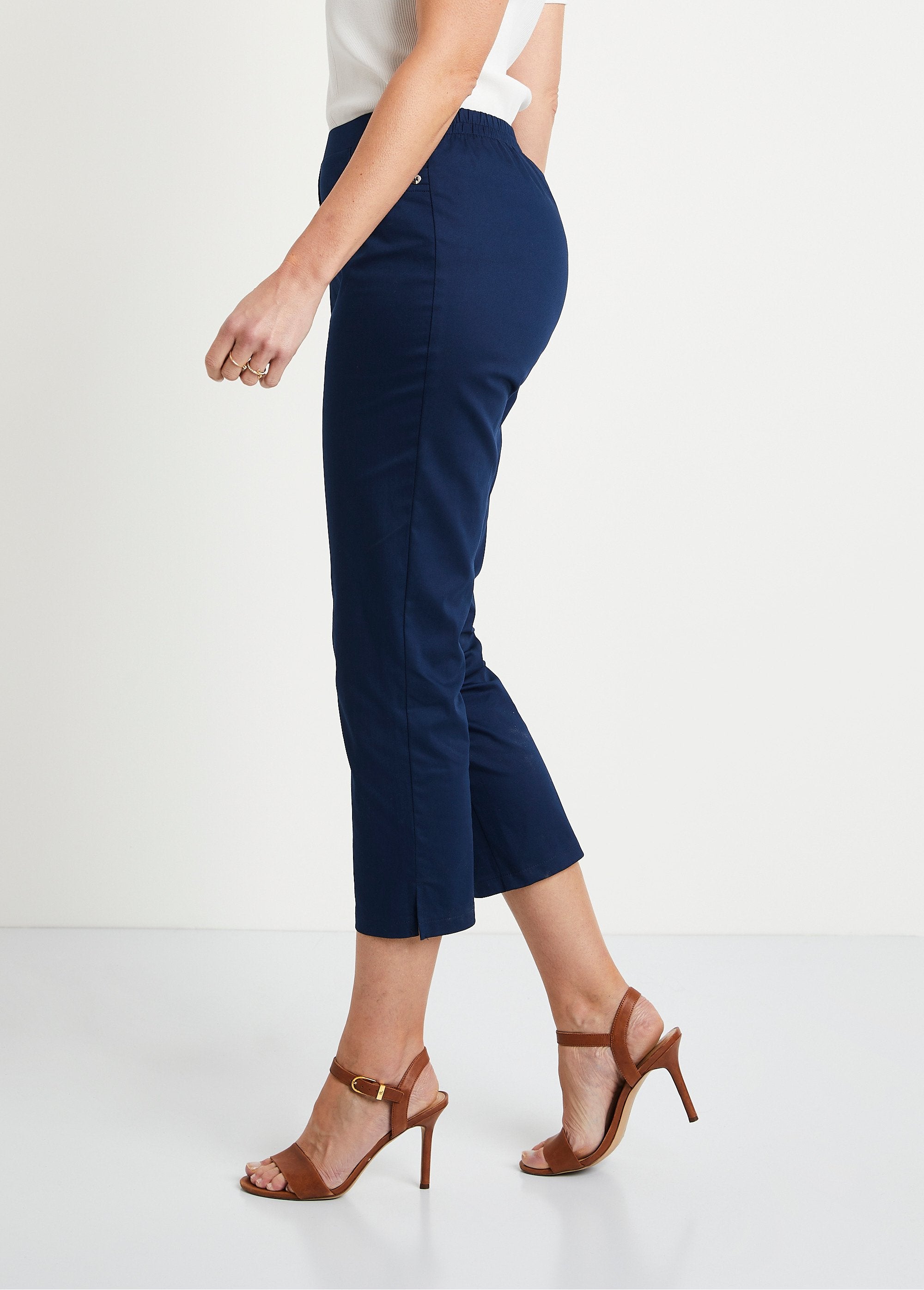 Semi-elasticated_waist_satin_cropped_pants_Marine_DR1_slim