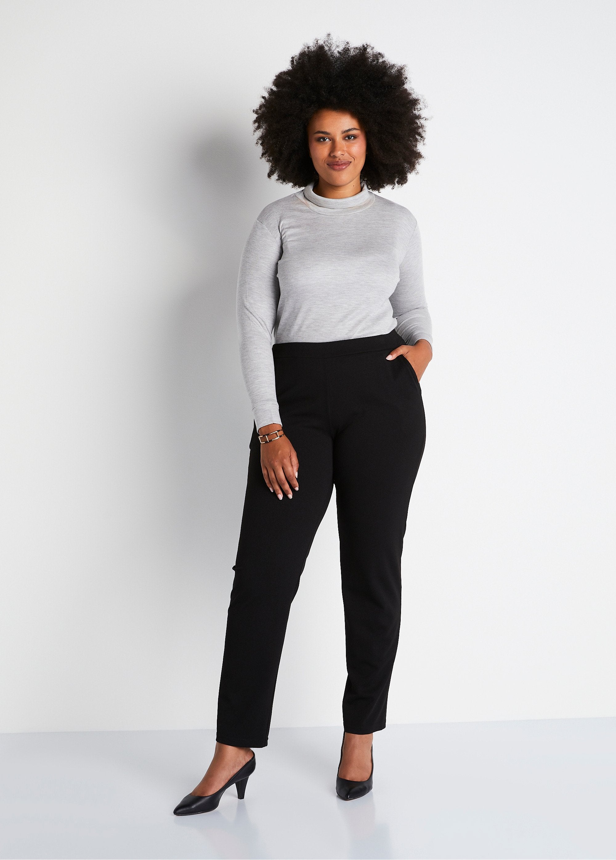 Straight_pants_with_elasticated_waist_and_crepe_knit_Black_SF1_curvy