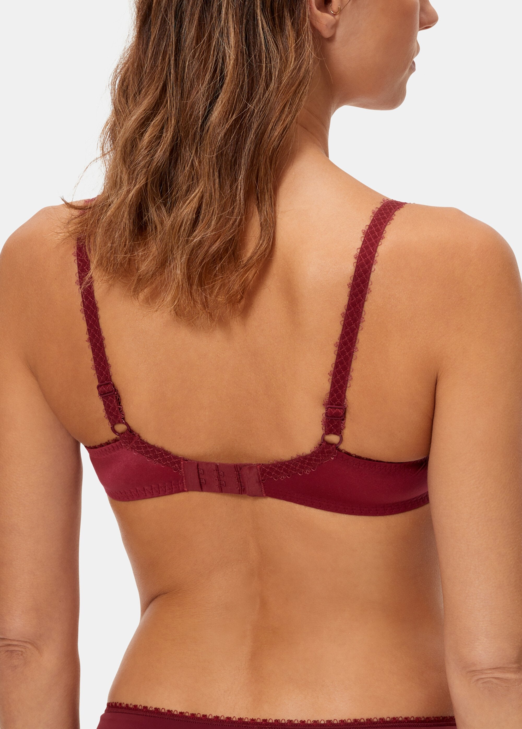 Playtex®_-_Flower_Elegance_underwired_bra_Plum_DO1_slim