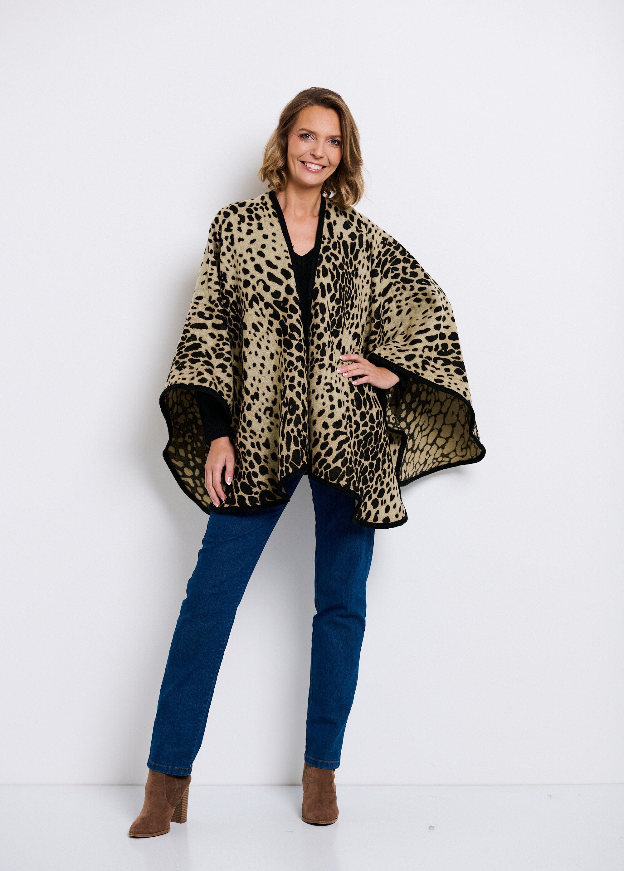 Poncho_motif_léopard_avec_biais_assorti_Leopard_SF1_slim