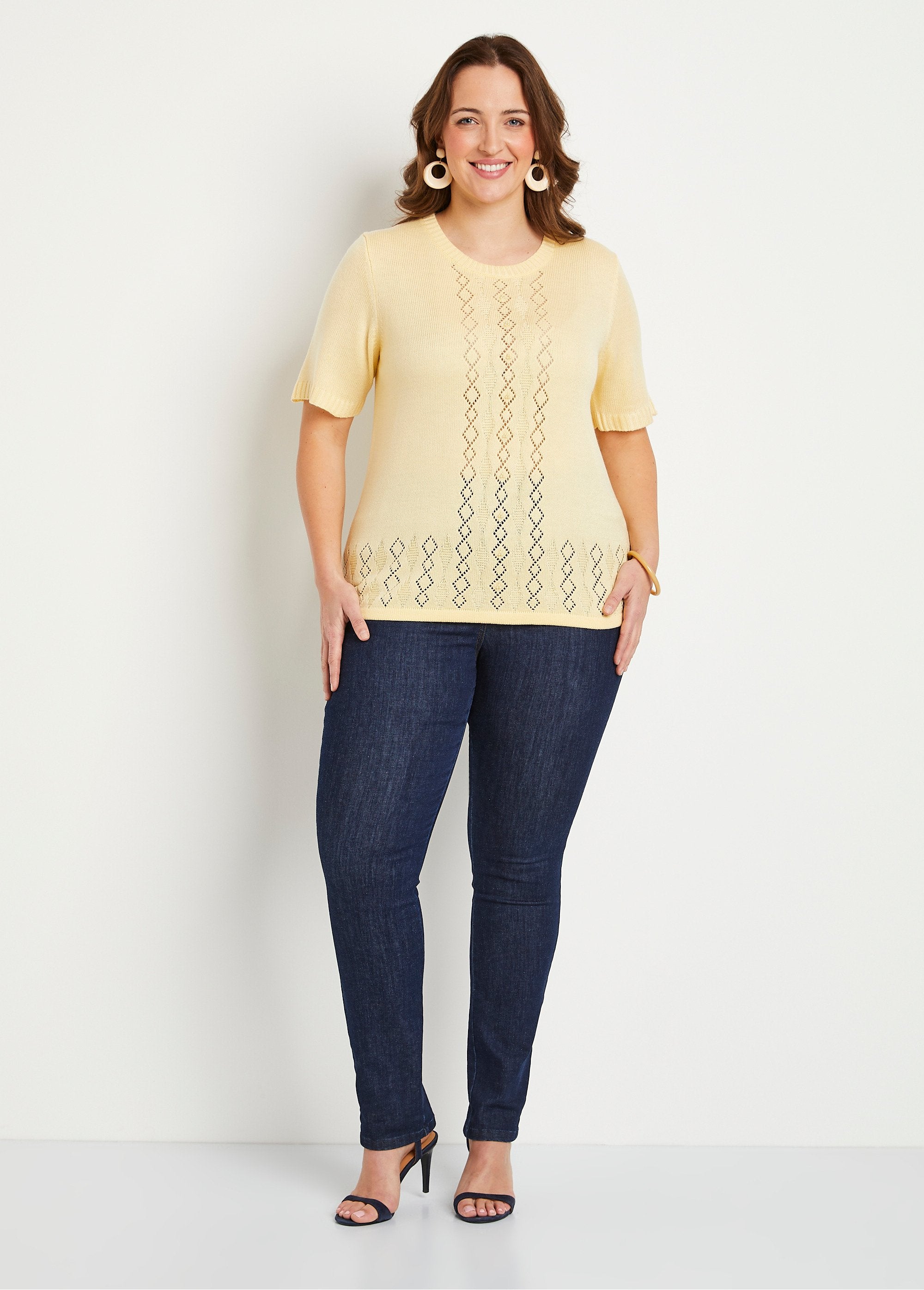 Short-sleeved_beaded_openwork_sweater_Vanilla_SF1_curvy