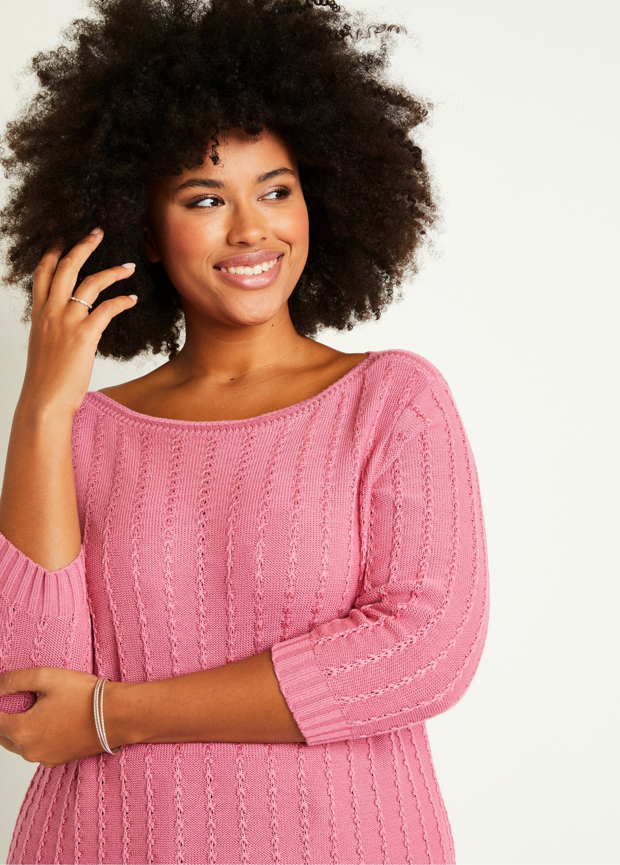 Boat_neck_sweater_with_3/4_sleeves_Pink_DE1_curvy