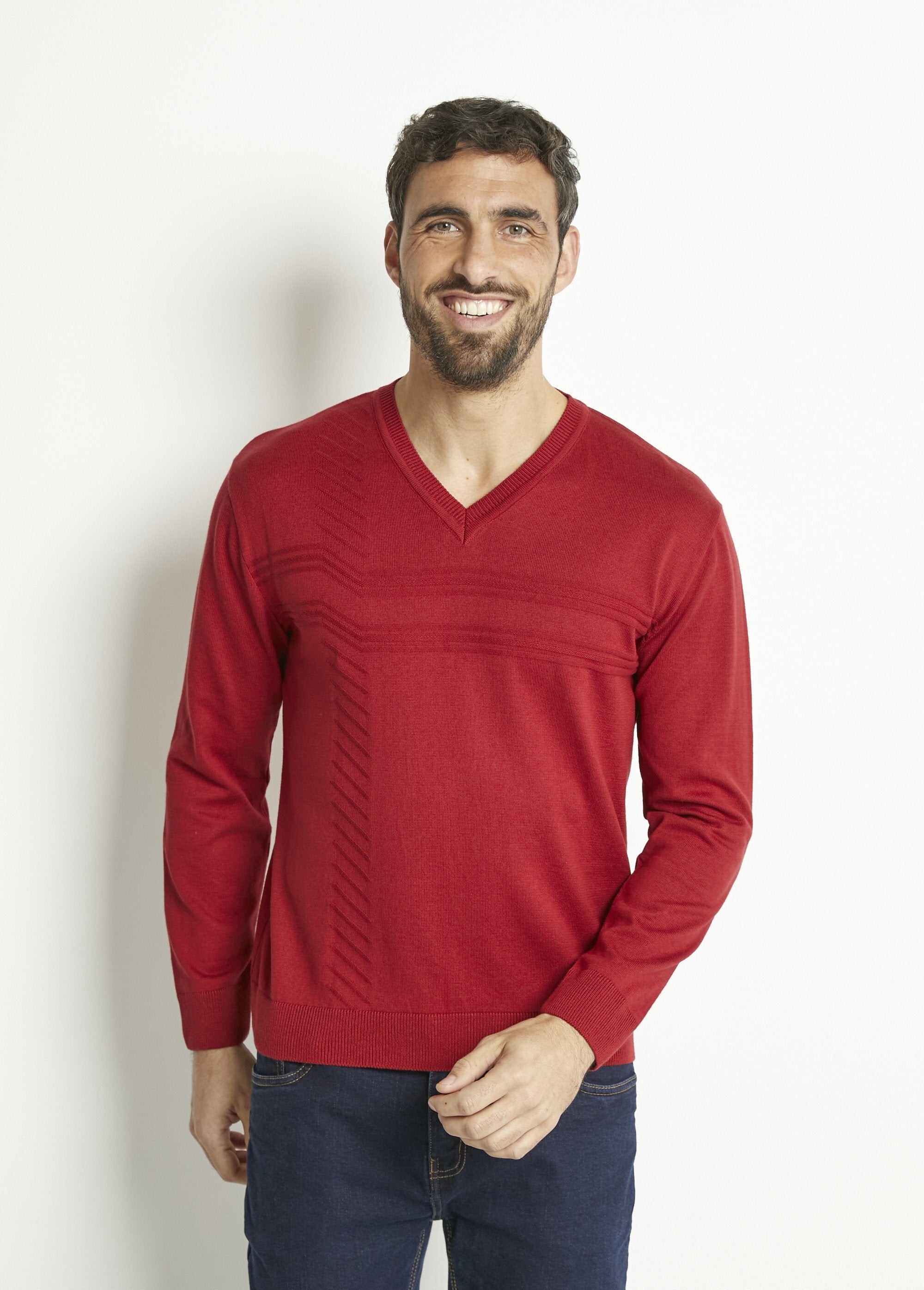 Long-sleeved_cotton_V-neck_sweater_Bordeaux_FA1_slim