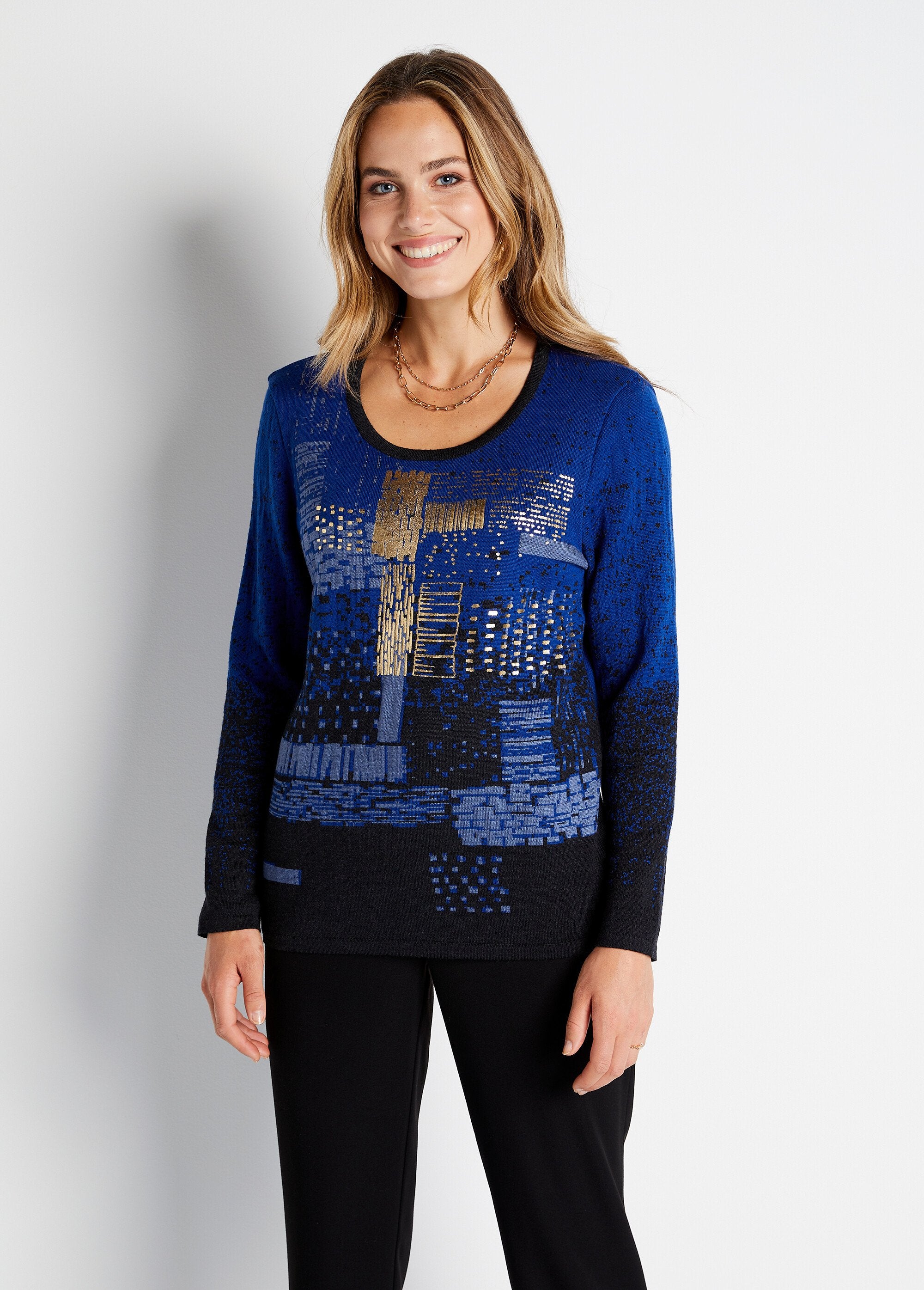 Warm_merino_wool_jacquard_round_neck_sweater_Black_and_blue_FA1_slim