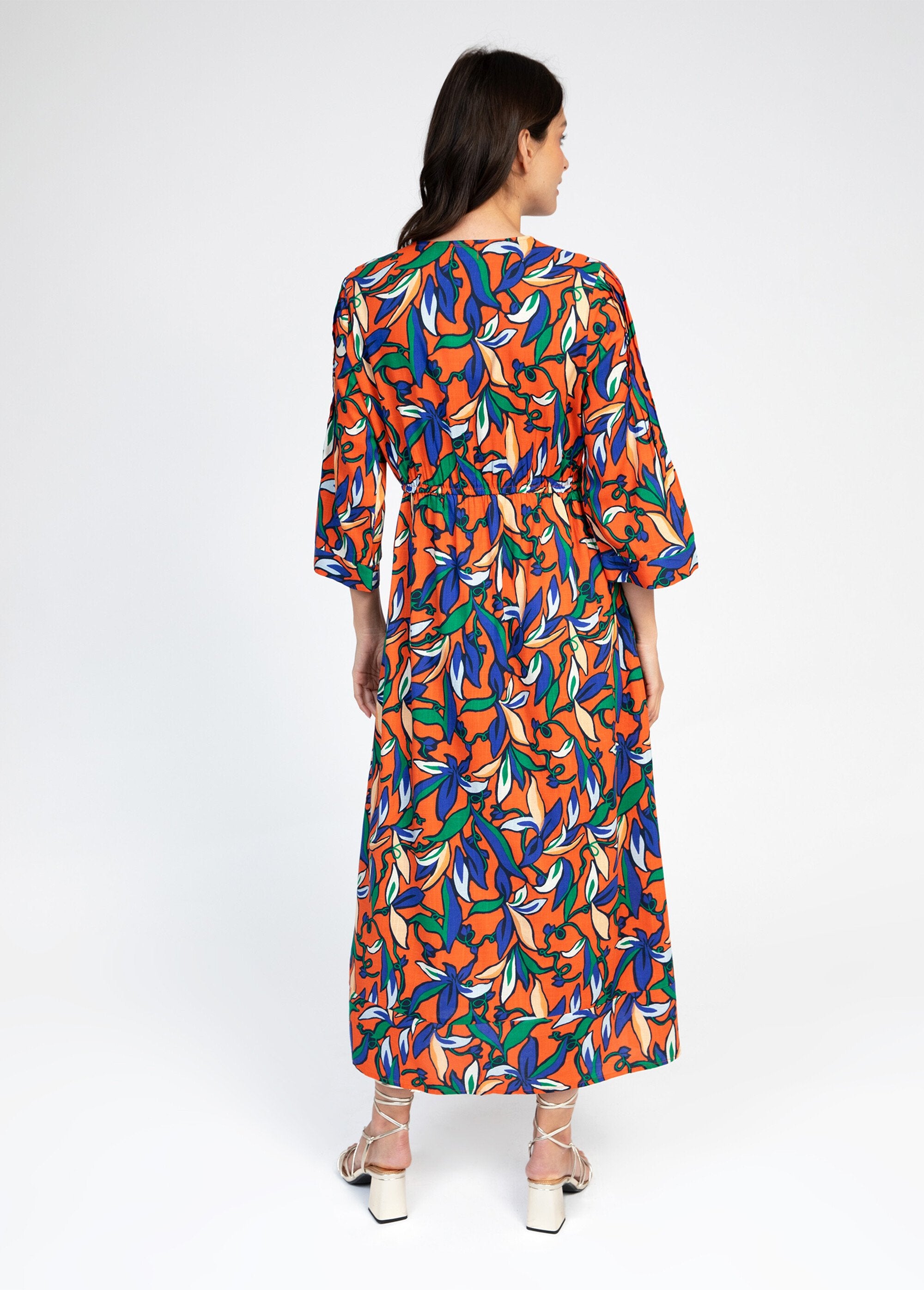 Long_flowing_dress_Orange_prints_DO1_slim