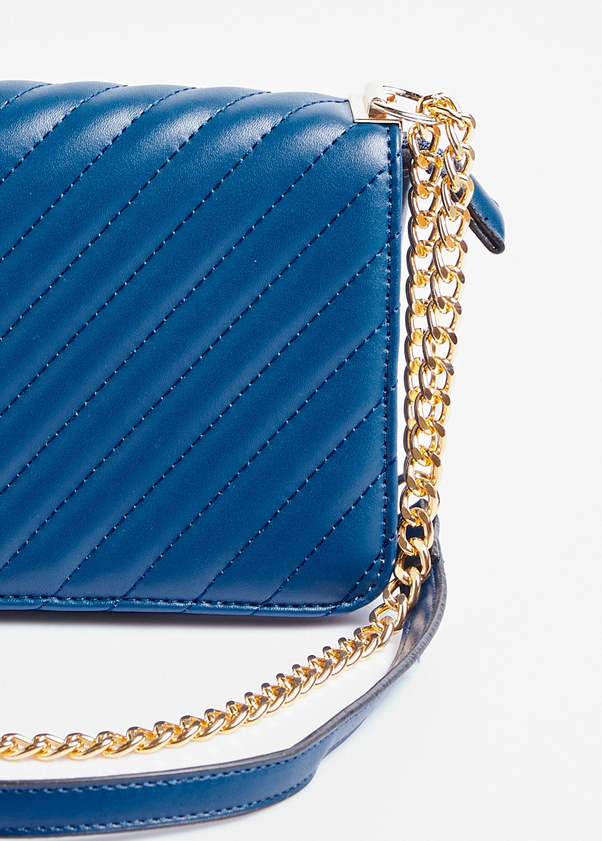 Quilted_clutch_bag_with_chevron_stitching_Blue_DE2_slim